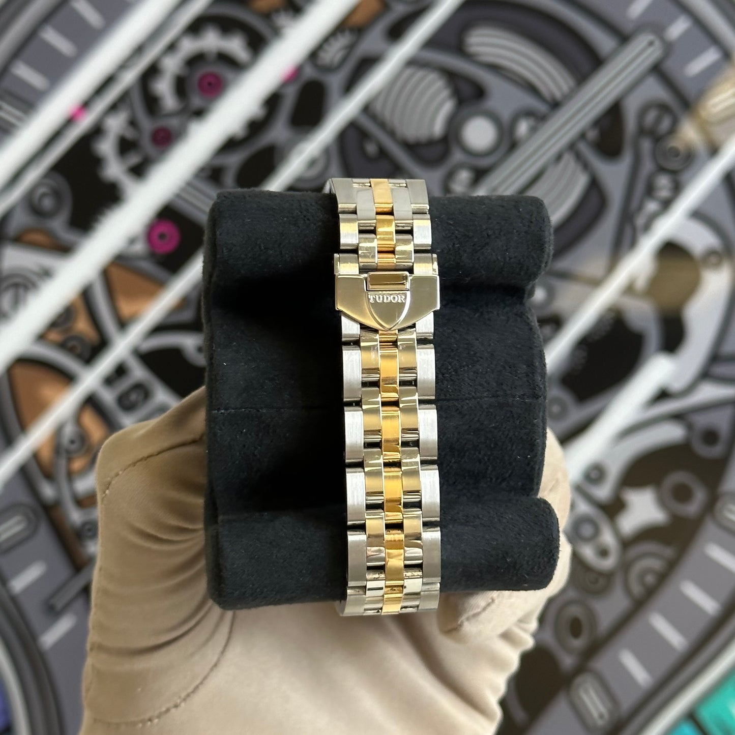 Tudor Glamour Date 55003