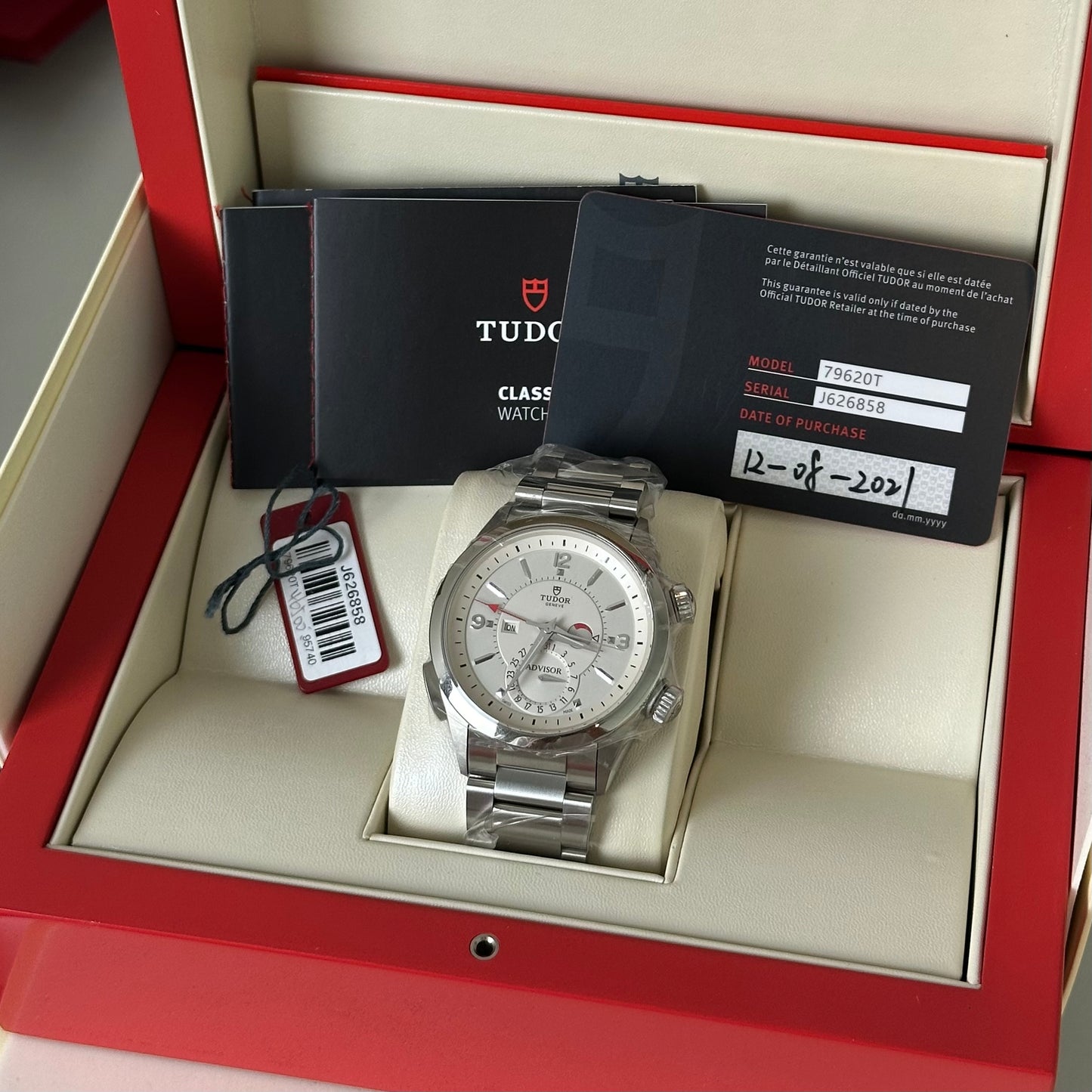 NEW Tudor Heritage Advisor White 79620T