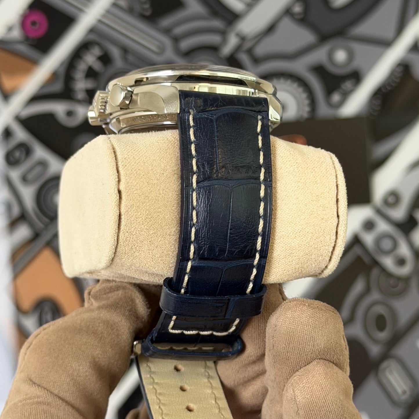 Omega Speedmaster Moonphase Chronograph 304.33.44.52.03.001