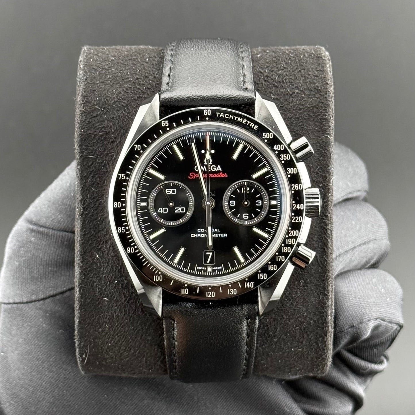 Omega Speedmaster Dark Side of the Moon 311.92.44.51.01.003
