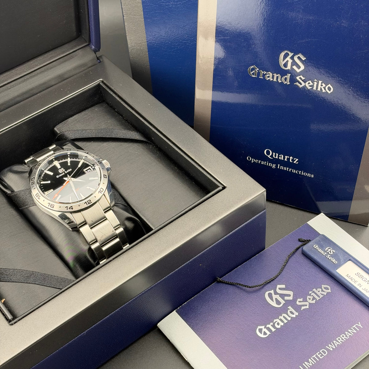 Grand Seiko Quartz GMT SBGN003