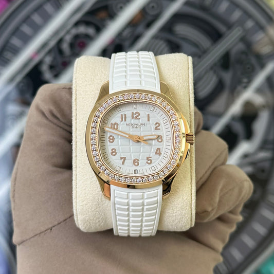 NEW Patek Aquanaut 5269/200R