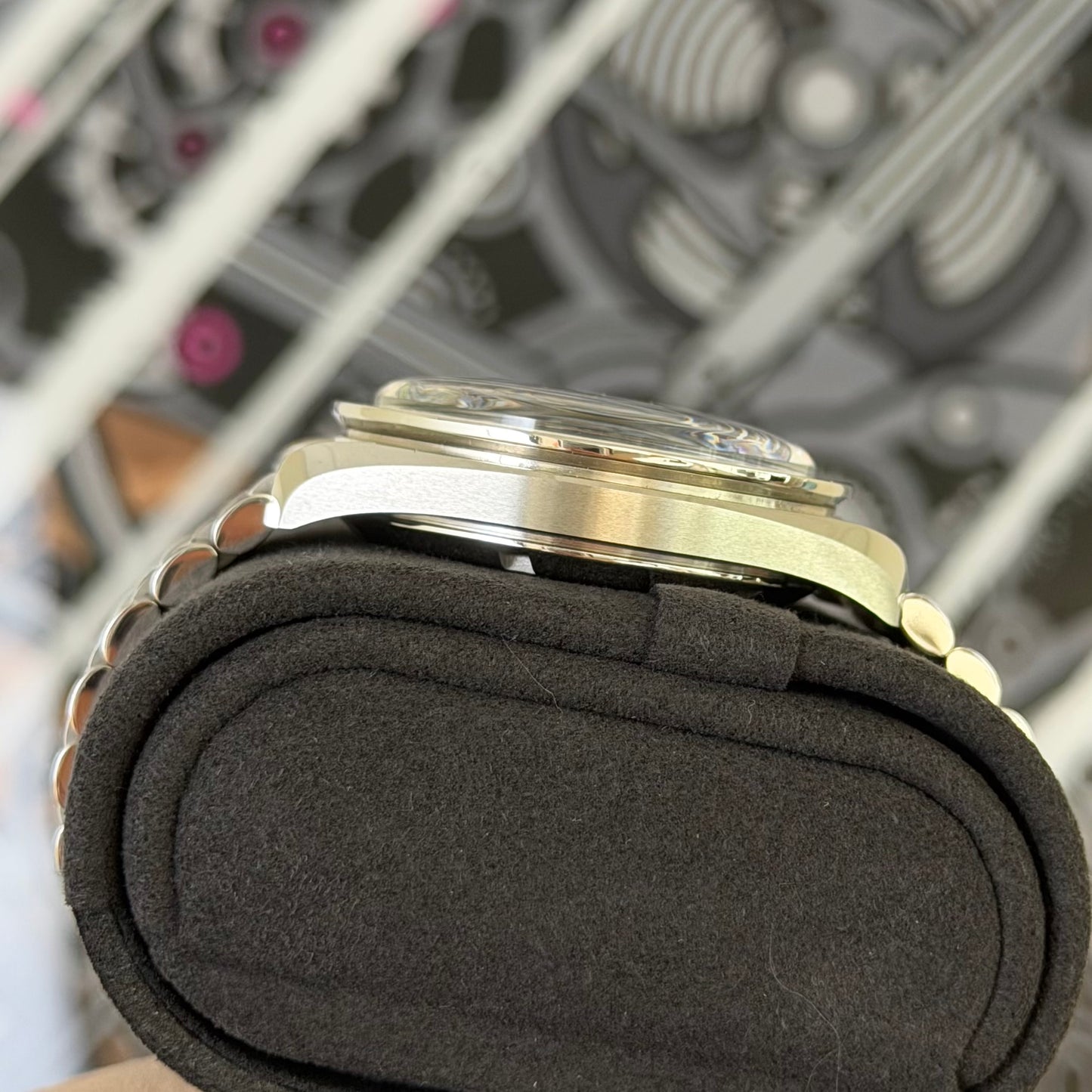 Omega Speedmaster Moonwatch Hesalite 310.30.42.50.01.001