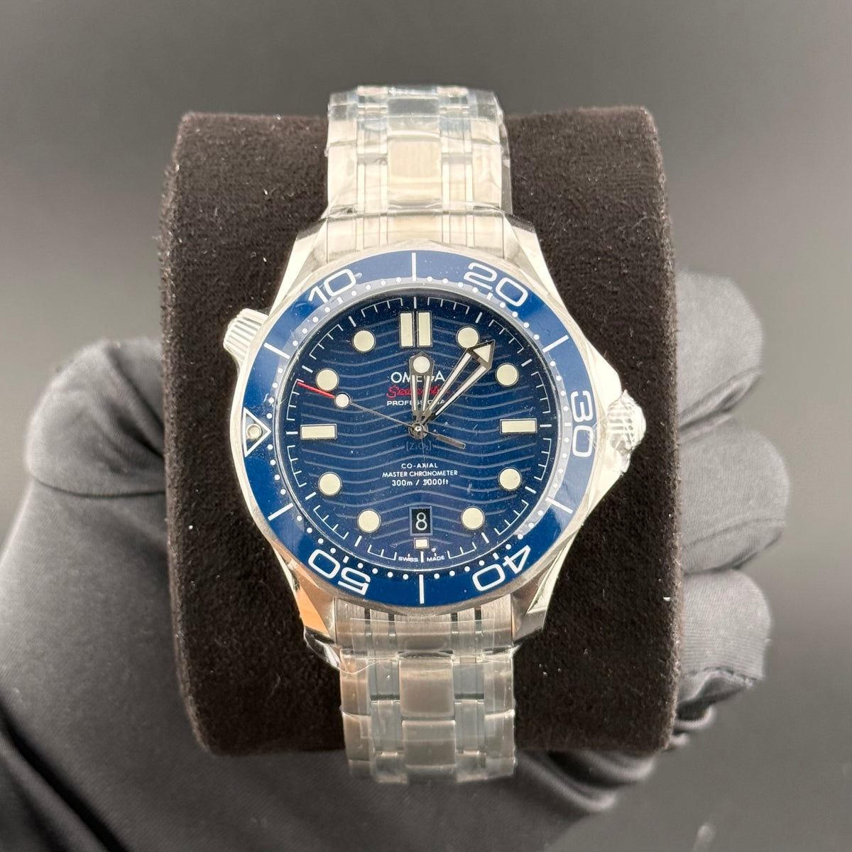 NEW Omega Seamaster Diver 300m Blue 210.30.42.20.03.001