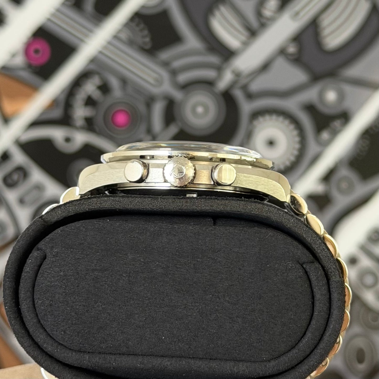 Omega Speedmaster Moonwatch Hesalite 310.30.42.50.01.001