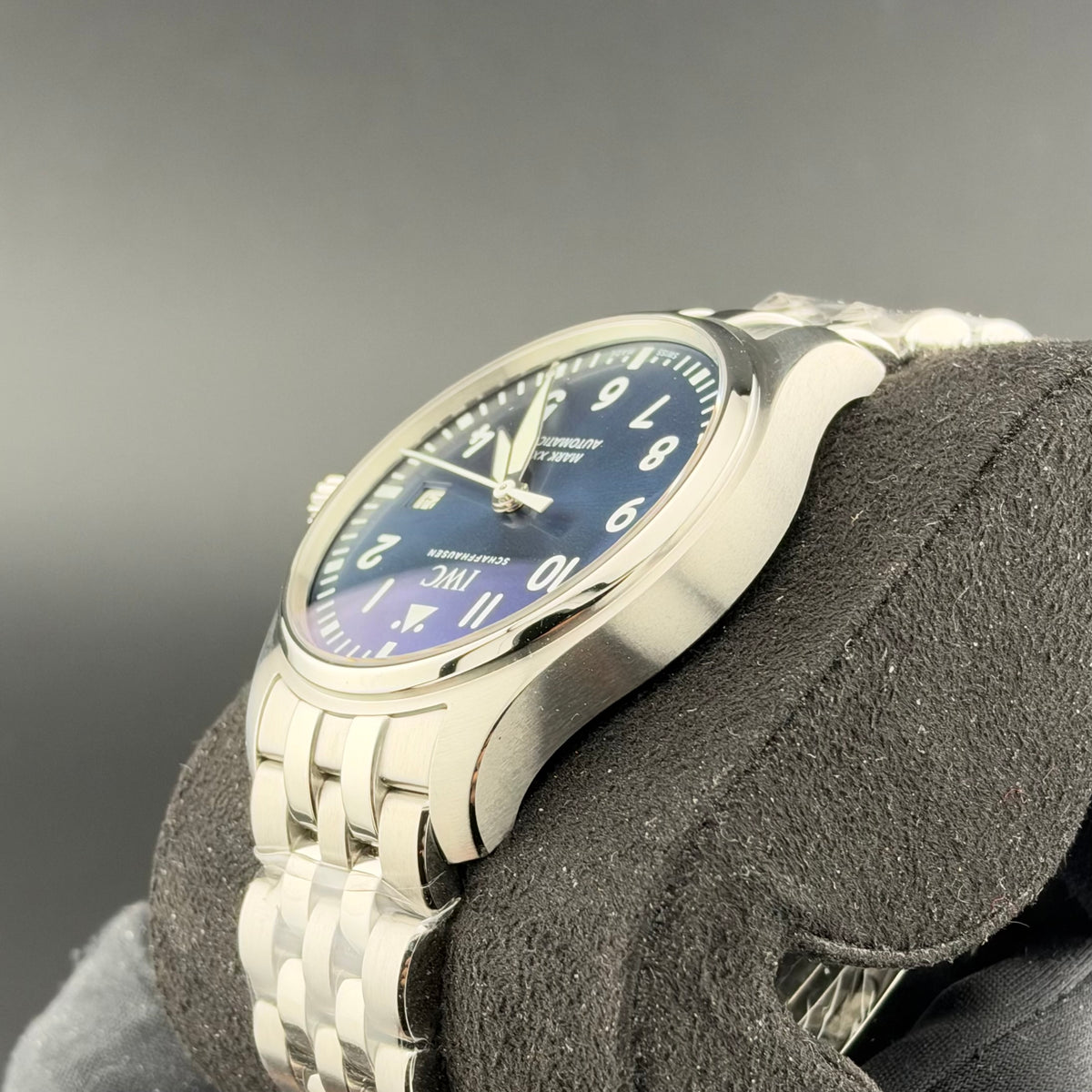 NEW IWC Pilot’s Watch Mark XX 
Ref. IW328204