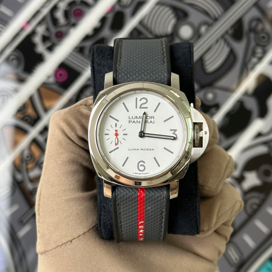 Panerai Luminor Luna Rossa PAM01342