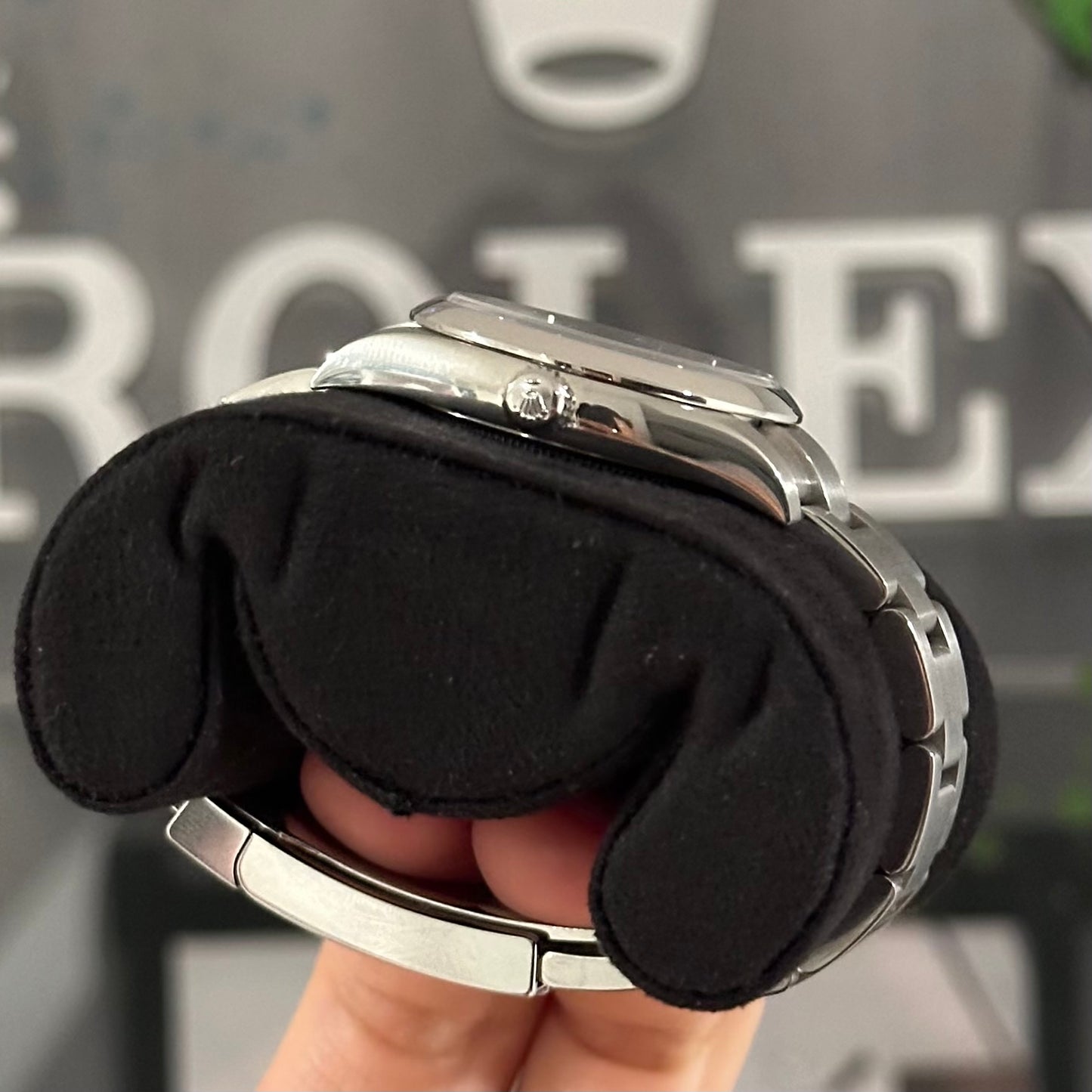 Rolex OP34 Black 124200