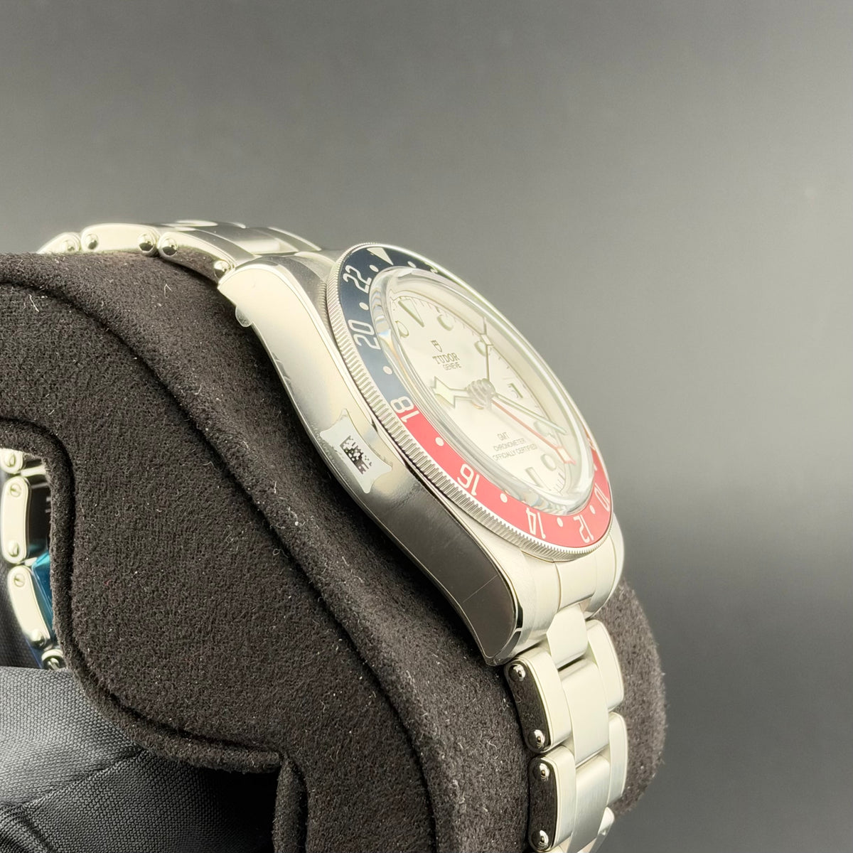 NEW Tudor Black Bay GMT Pepsi 79830RB