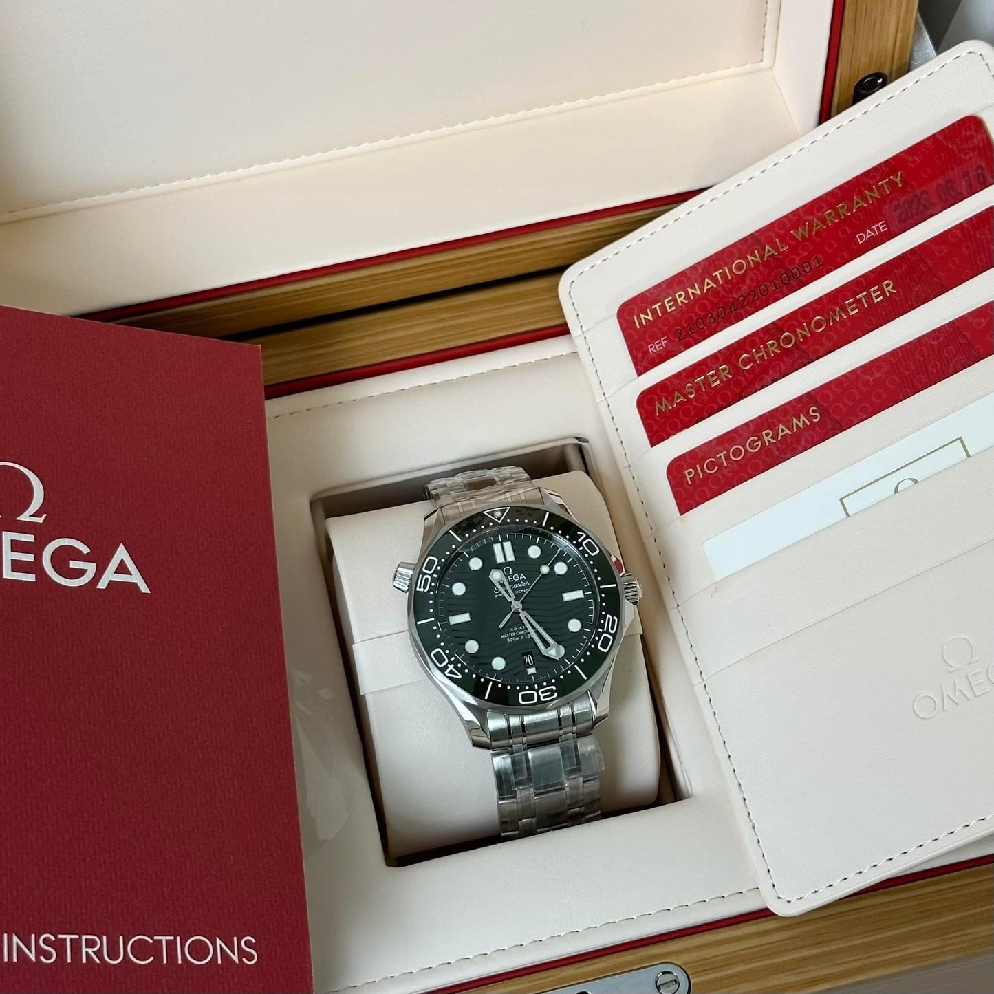 NEW Omega Seamaster Green