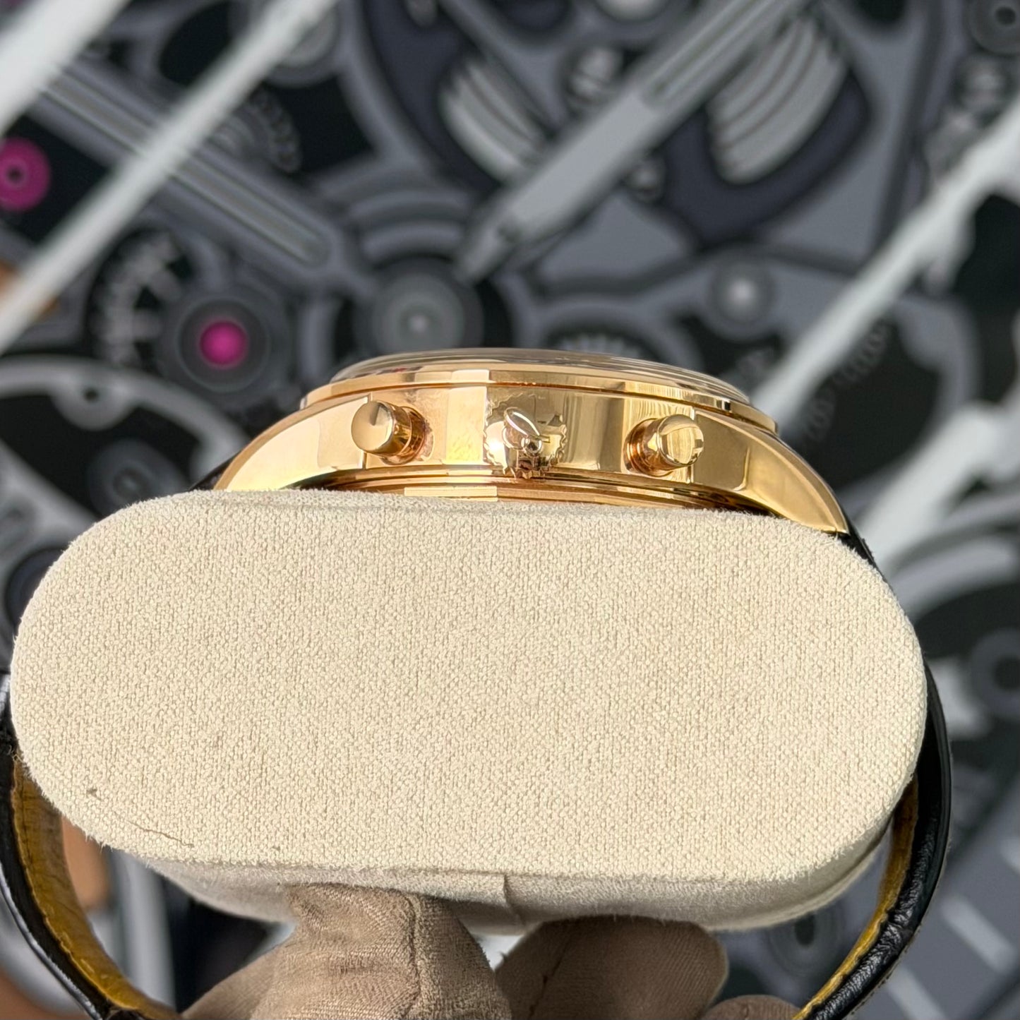 Breitling TransOcean Chrono 18K Rose Gold 
Limited Edition 200 RB0451