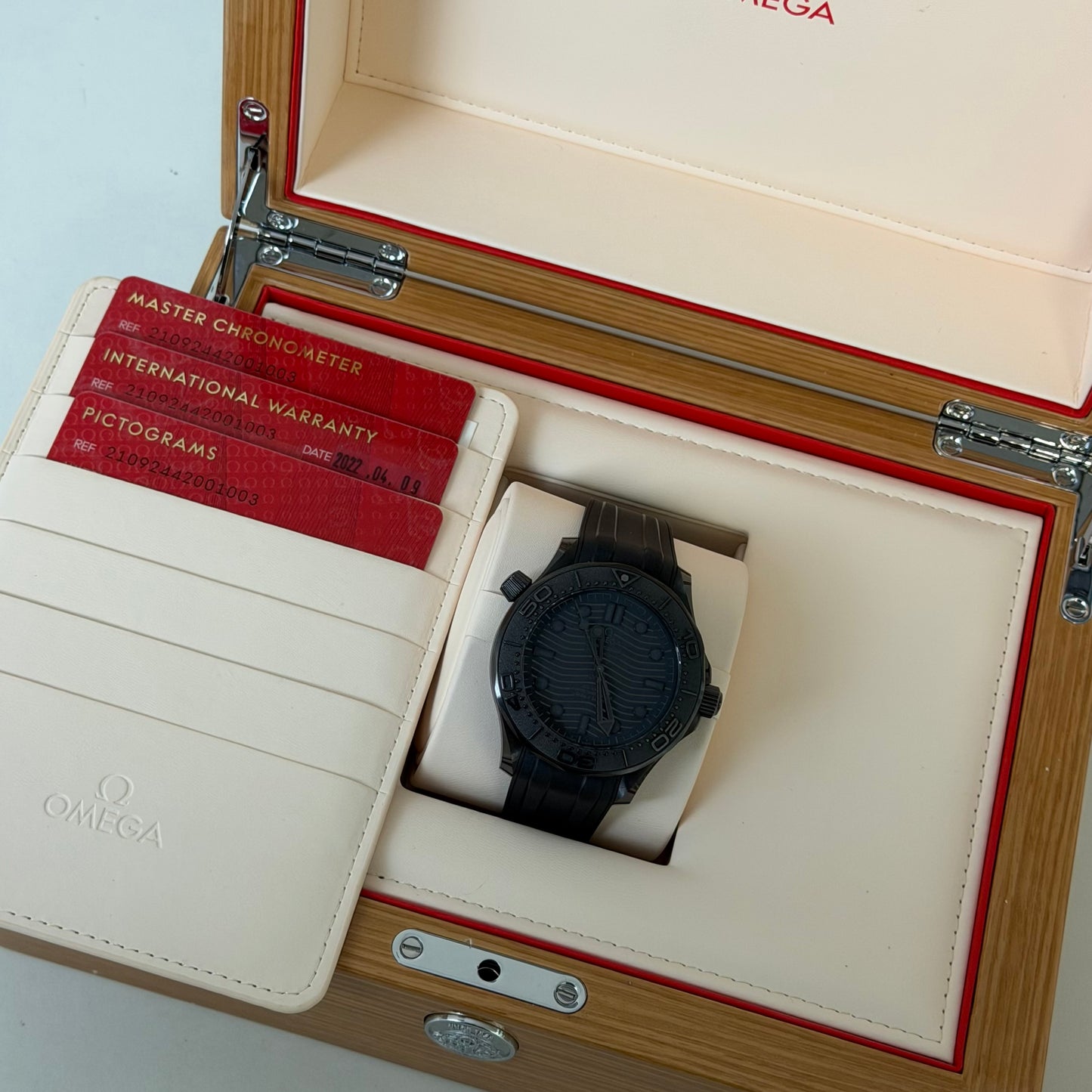 Omega Seamaster 300M Black Ceramic Co-Axial 210.92.44.20.01.003