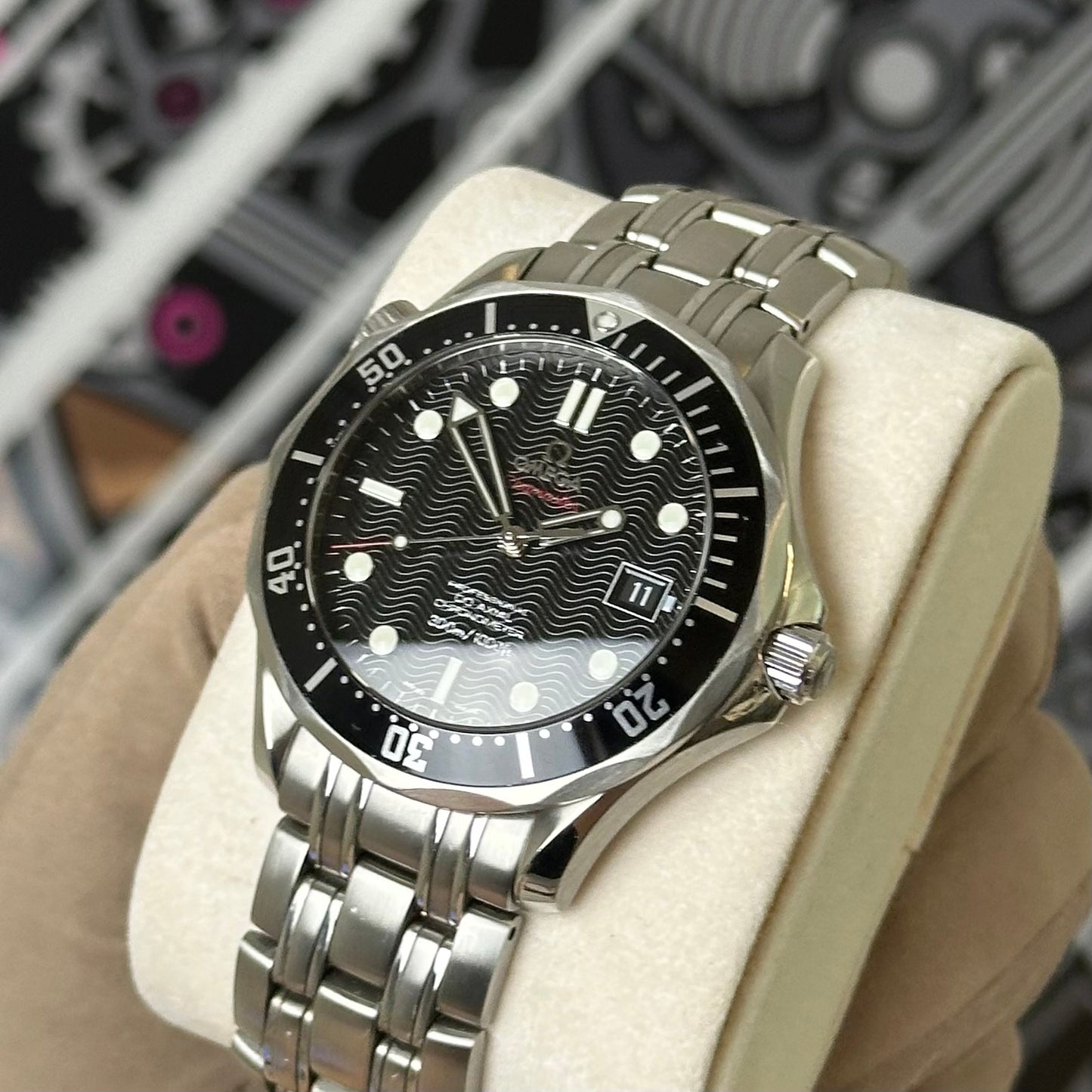 Omega Seamaster Pro
Black Wave Dial 212.30.41.20.01.002