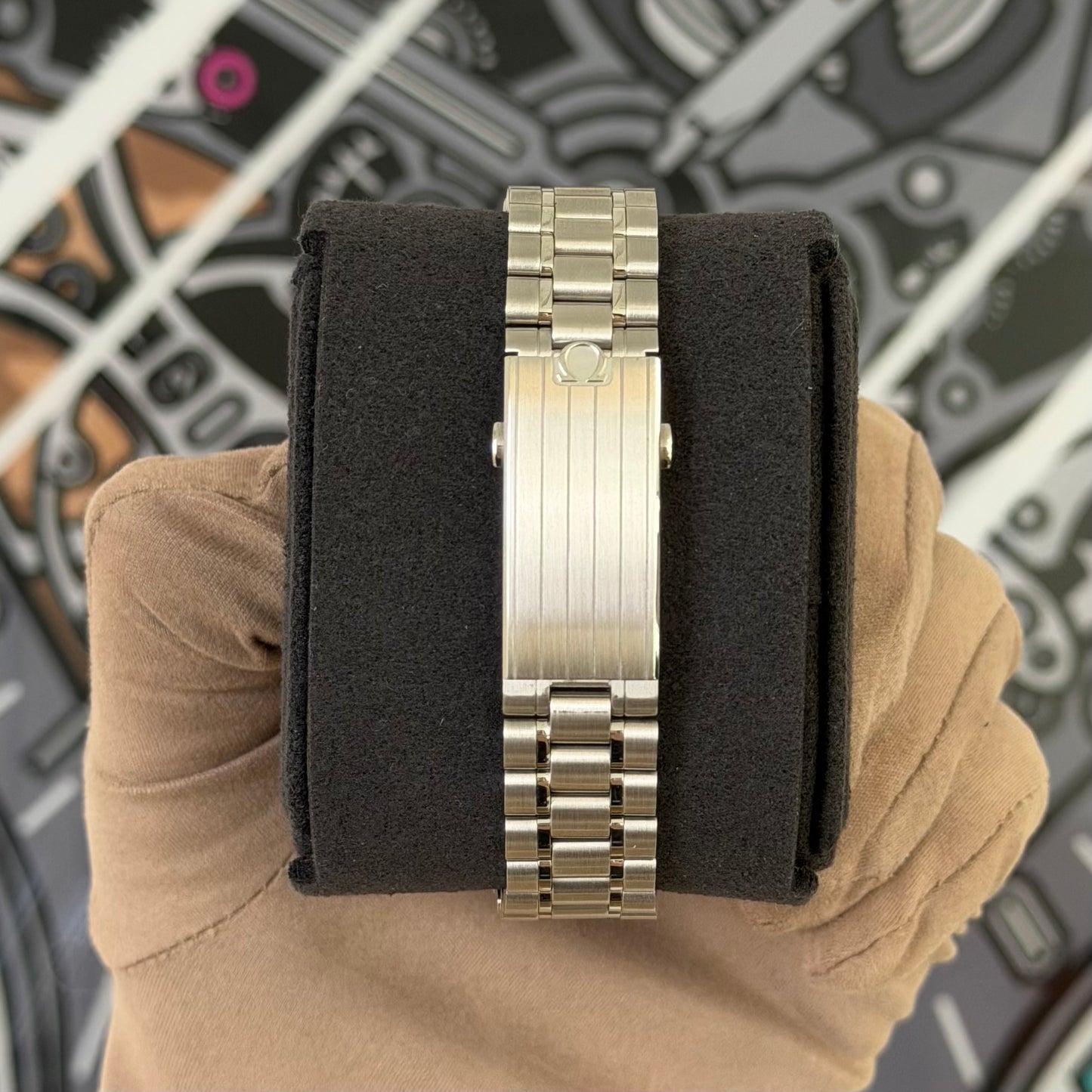 Omega Moonwatch Speedmaster Sapphire 310.30.42.50.01.002