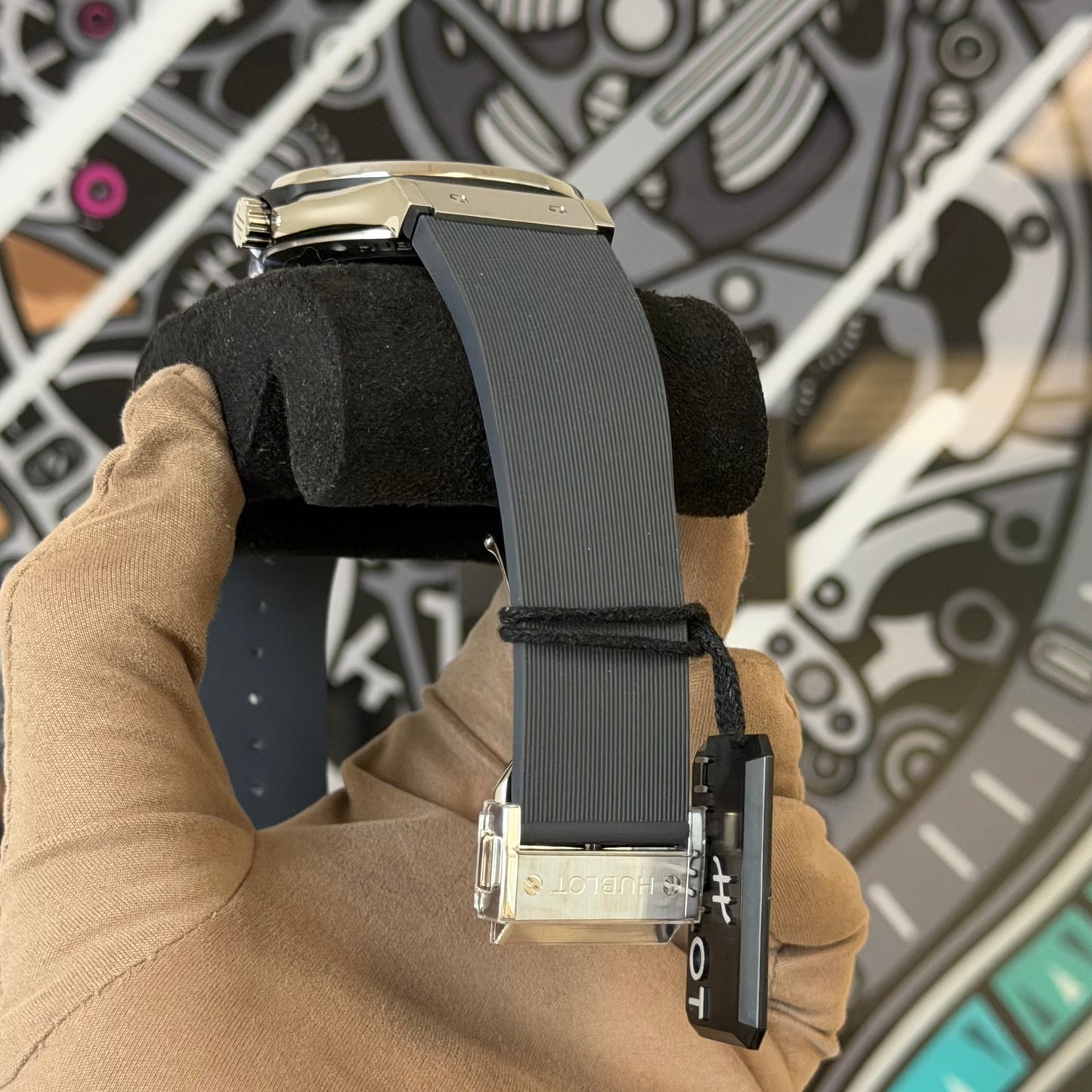 NEW Hublot Classic Fusion Racing Gray Titanium 511.NX.7071.RX