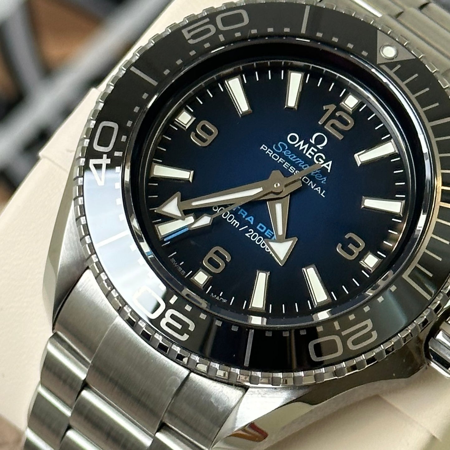 Omega Seamaster Planet Ocean Ultra Deep 215.30.46.21.03.001