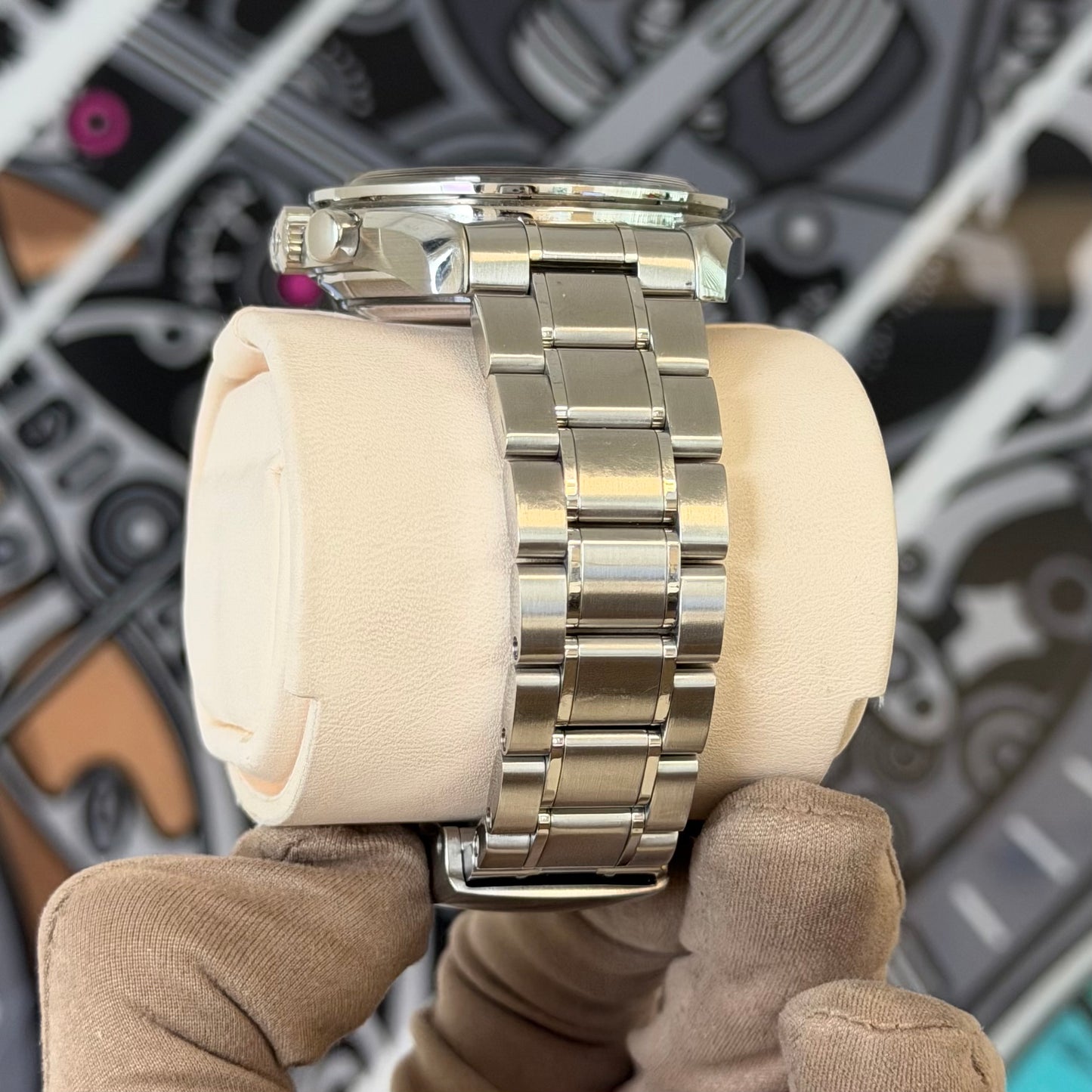 Omega Speedmaster Racing Steel on Steel 329.30.44.51.01.001