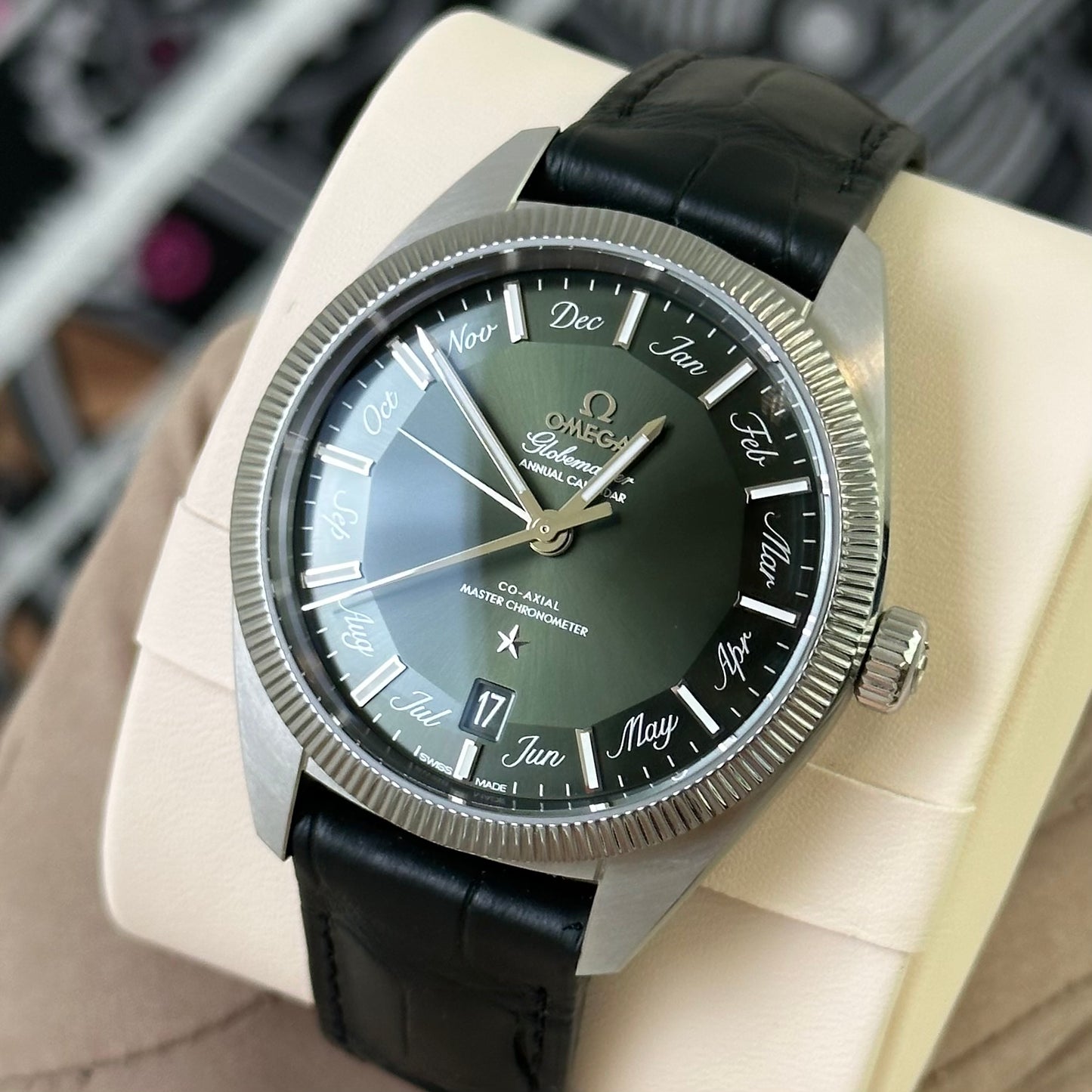 Omega Constellation Globemaster Green 130.33.41.22.10.001