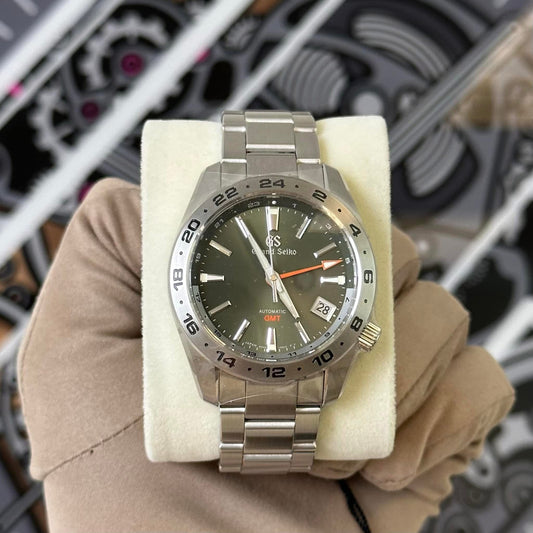 NEW Grand Seiko GMT Green Dial SBGM247