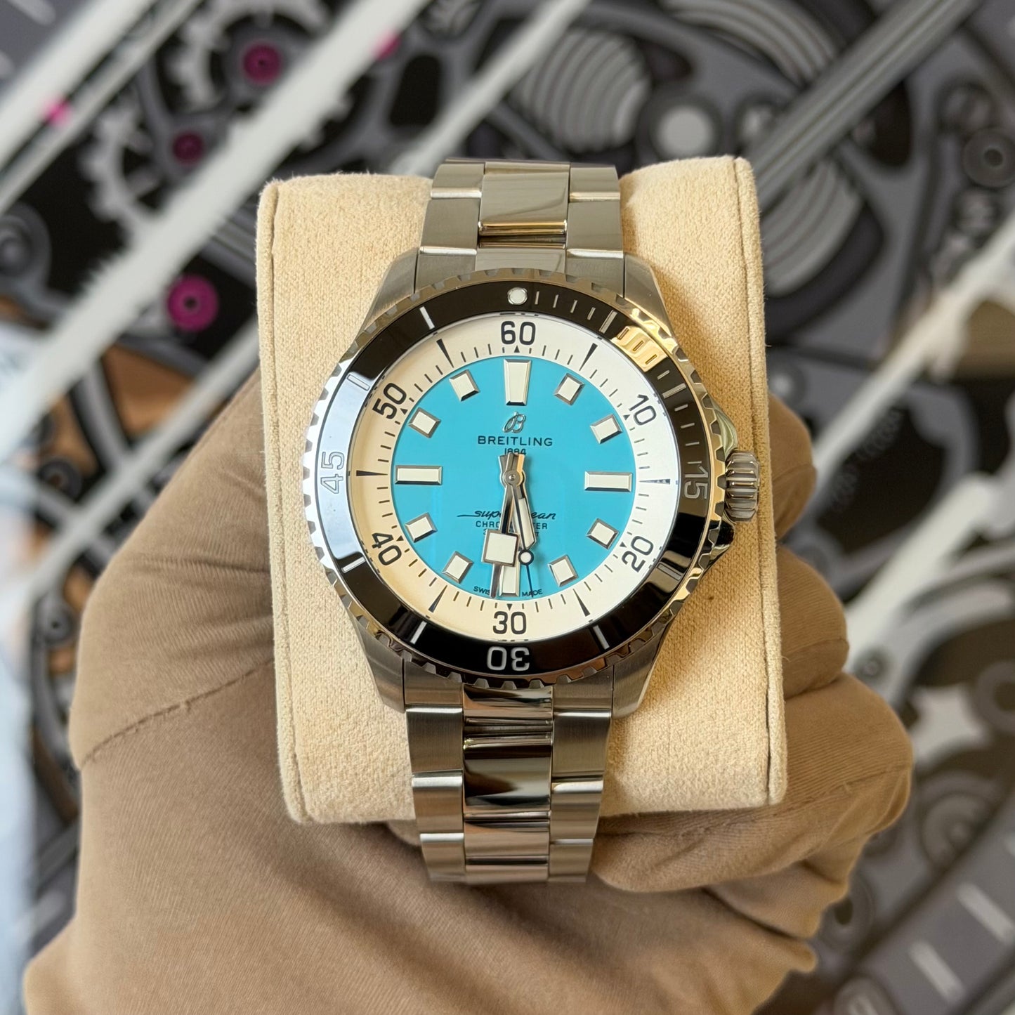 NEW Breitling SuperOcean 44 Tiffany Blue A17376