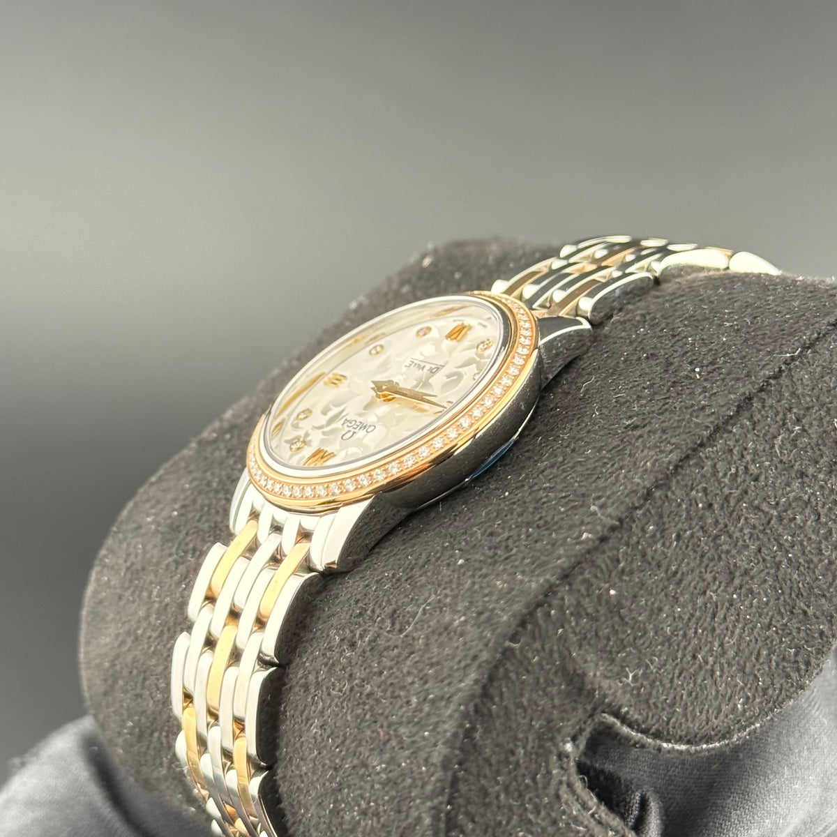 NEW Omega De Ville Prestige Butterfly 27.4mm 424.25.27.60.52.001