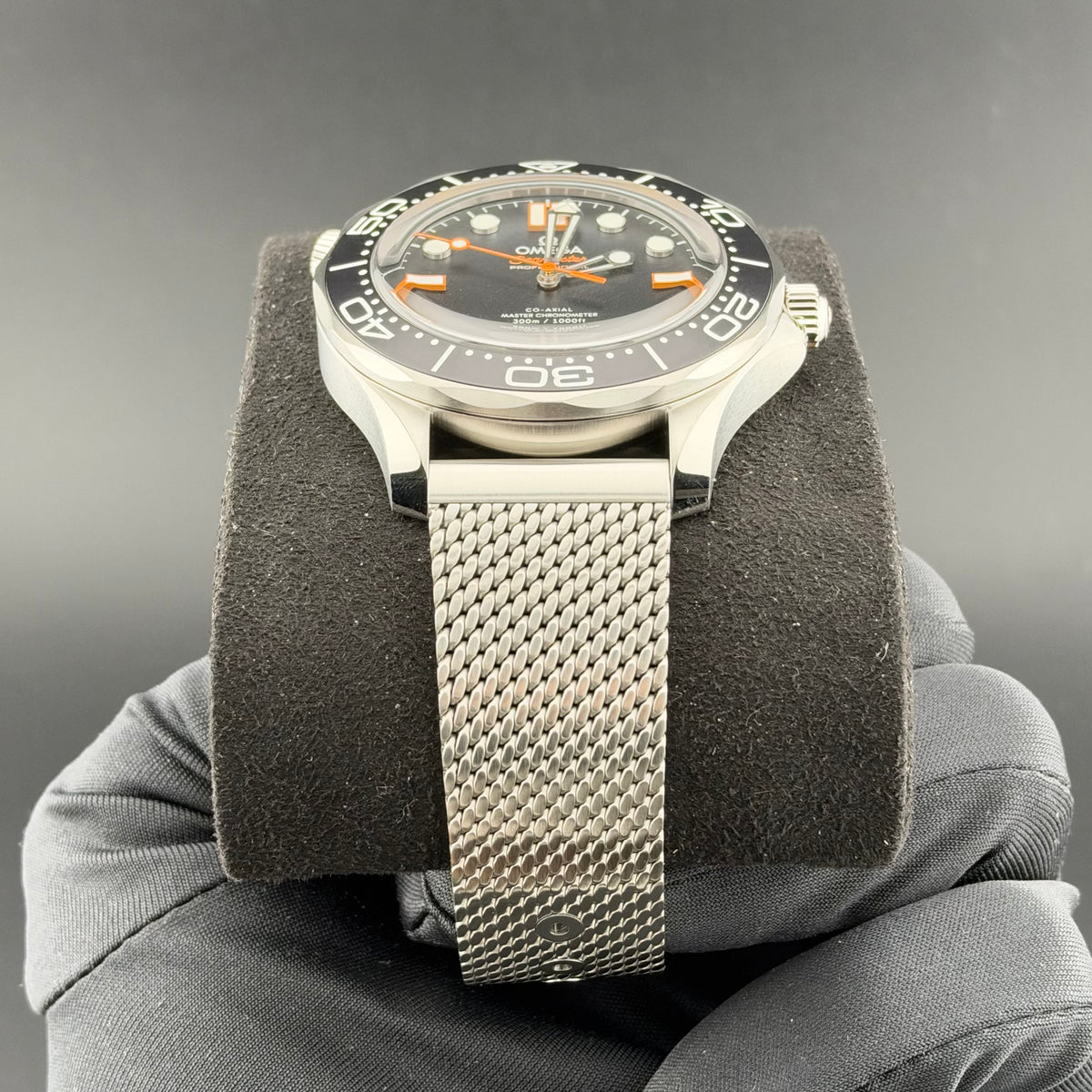 NEW Omega Seamaster Diver 300m 210.30.42.20.01.018