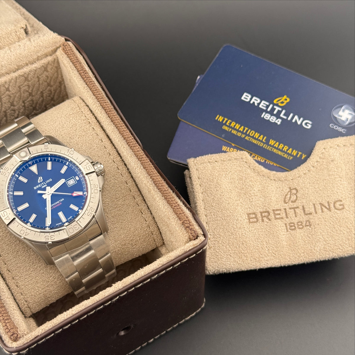 NEW Breitling Avenger Automatic 42mm A17328101B1A1