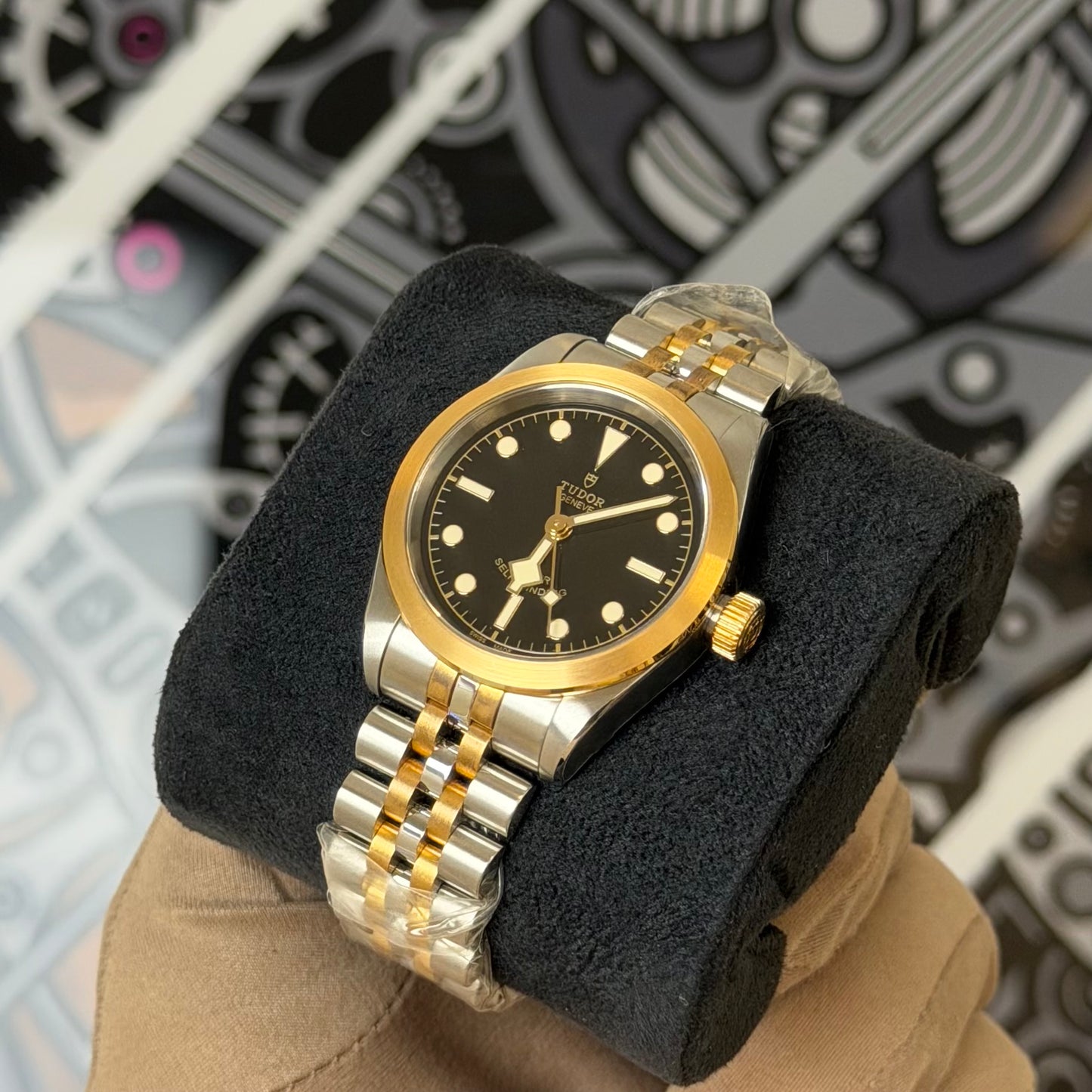 NEW Tudor Black Bay 32 79583