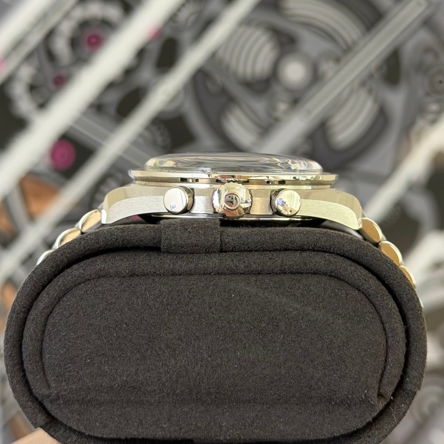 Omega Speedmaster Moonwatch Hesalite 310.30.42.50.01.001