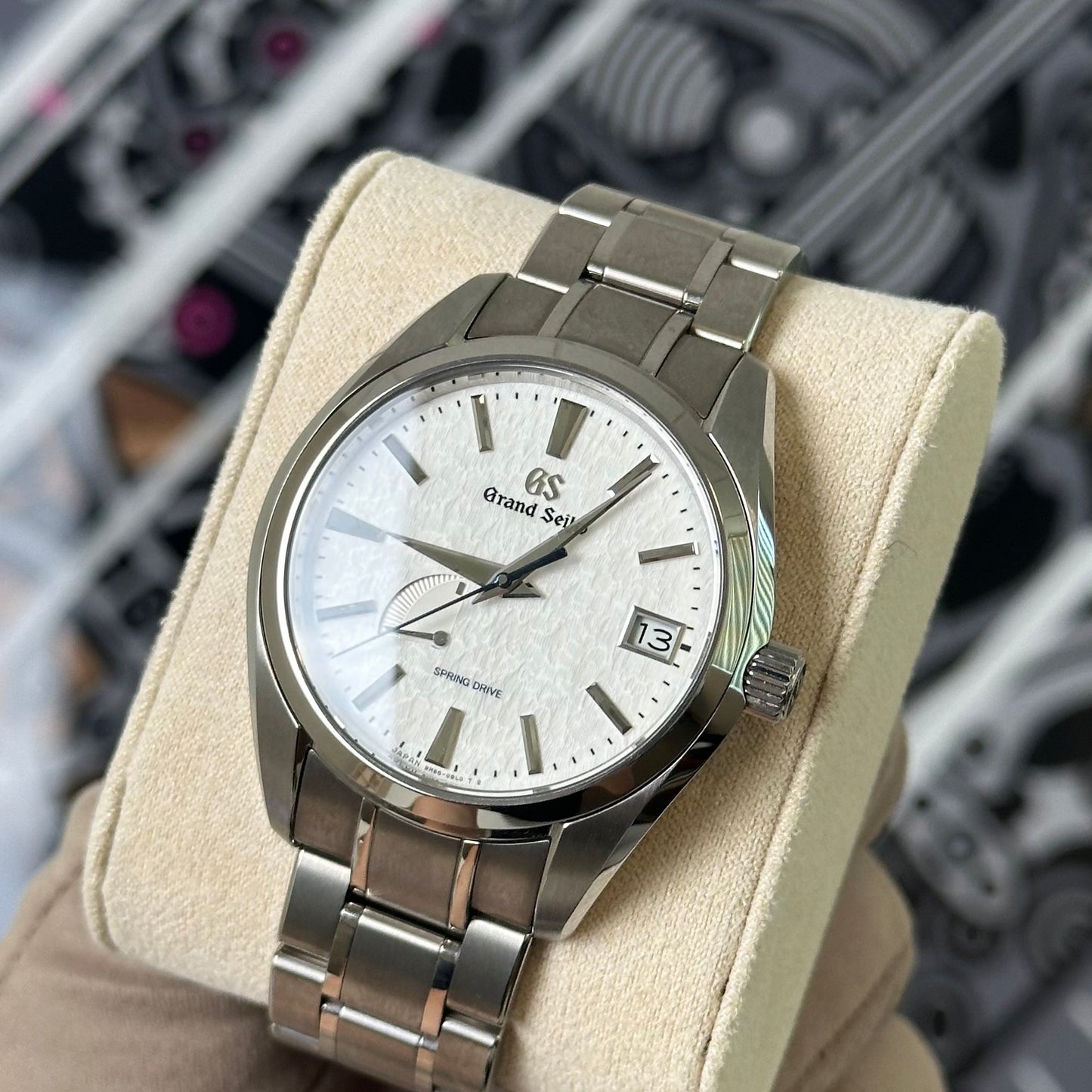 Grand Seiko Snowflake SBGA211