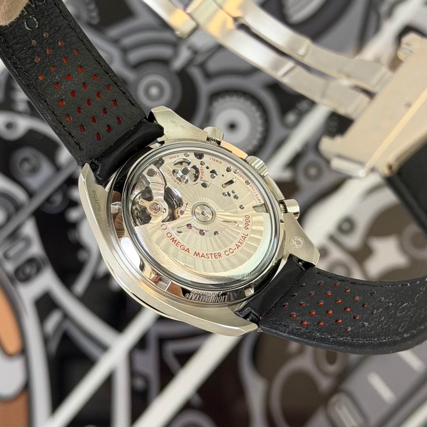 Omega Speedmaster Racing 329.32.44.51.01.001