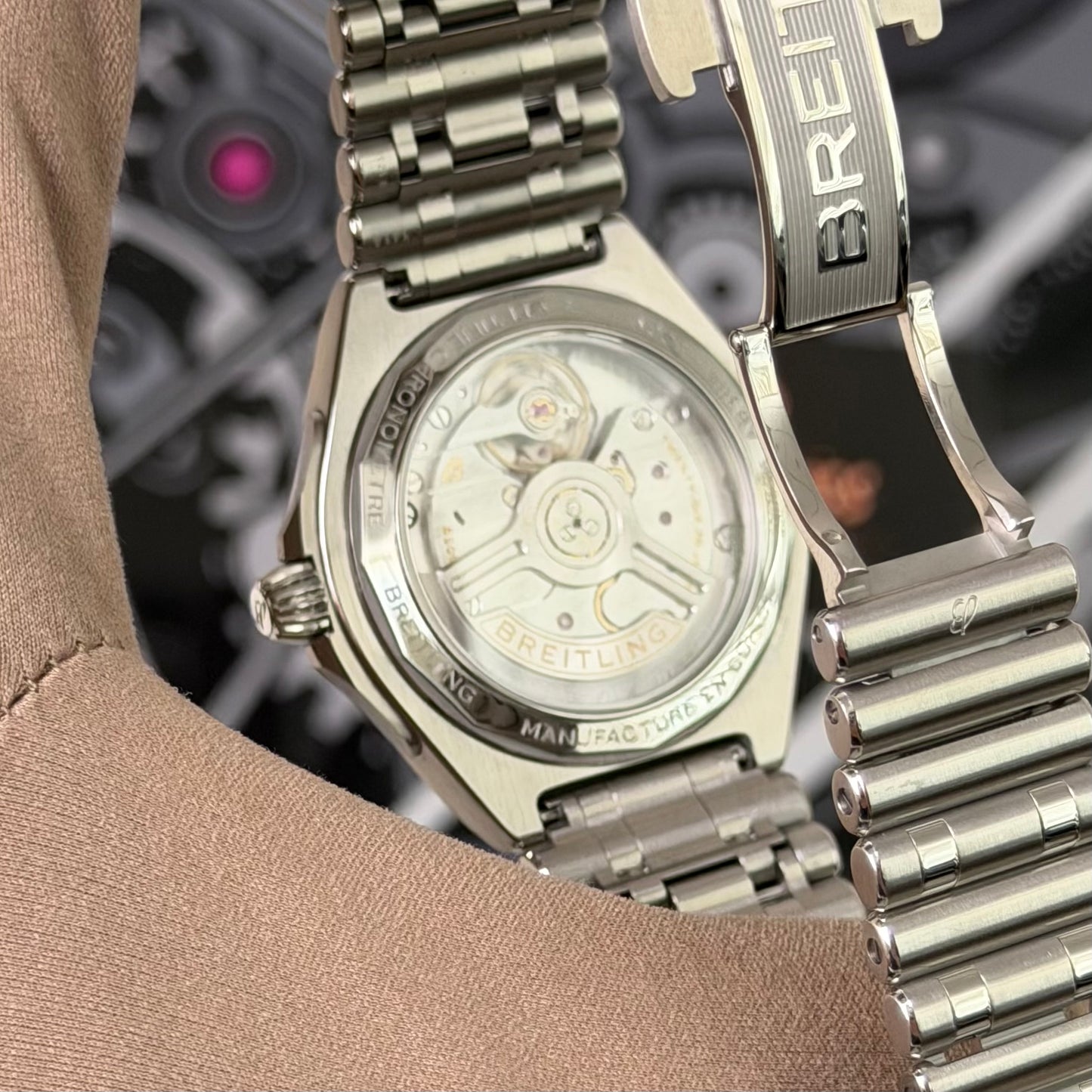 NEW Breitling Chronomat B31 Green Dial AB3114101L1A1