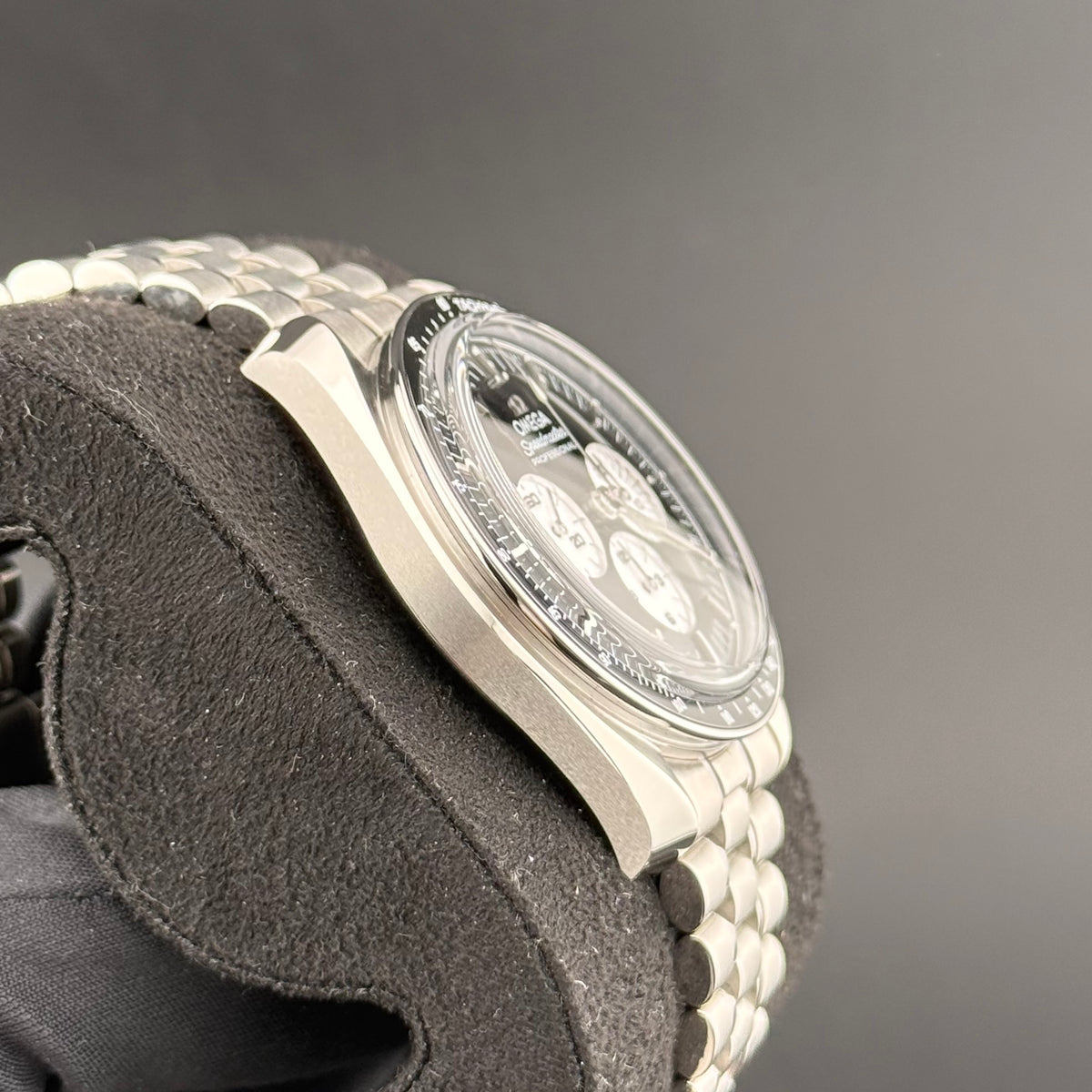 NEW Omega Speedmaster Professional Moonwatch Reverse Panda 
Ref. 310.30.42.50.01.003