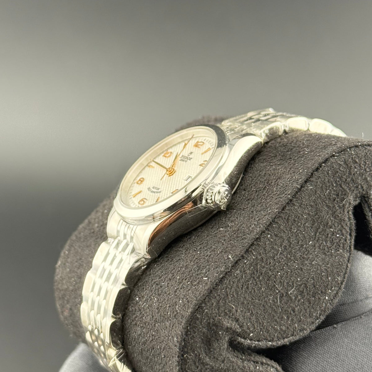 NEW Tudor 1926 28mm 91350
