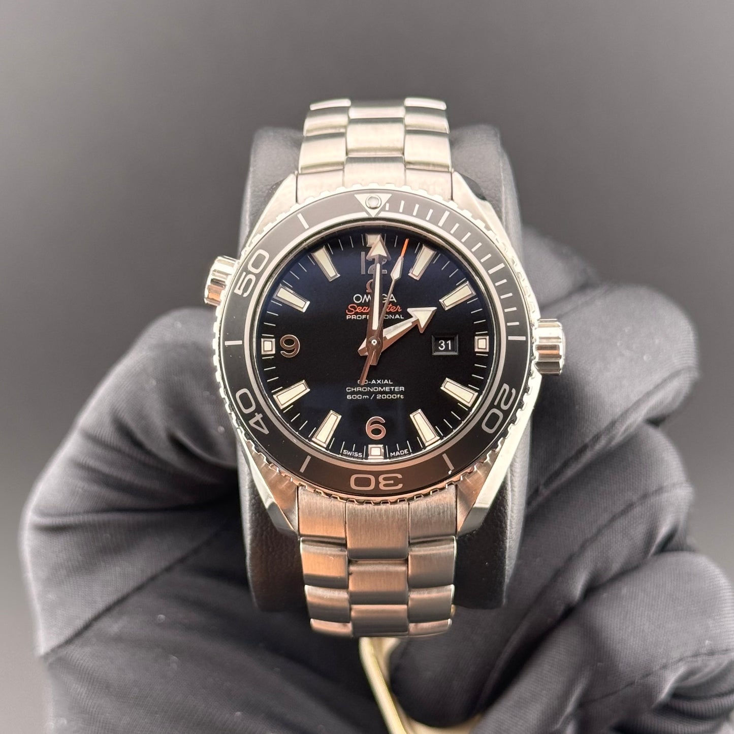 Omega Seamaster Planet Ocean 600m 232.30.38.20.01.001