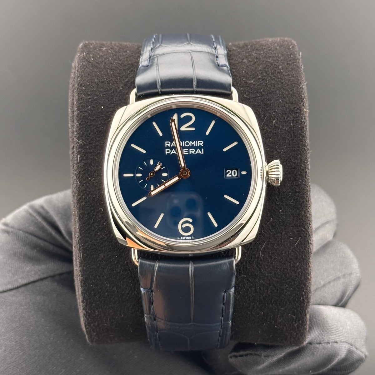 NEW Panerai Radiomir Quaranta 40mm  PAM01571