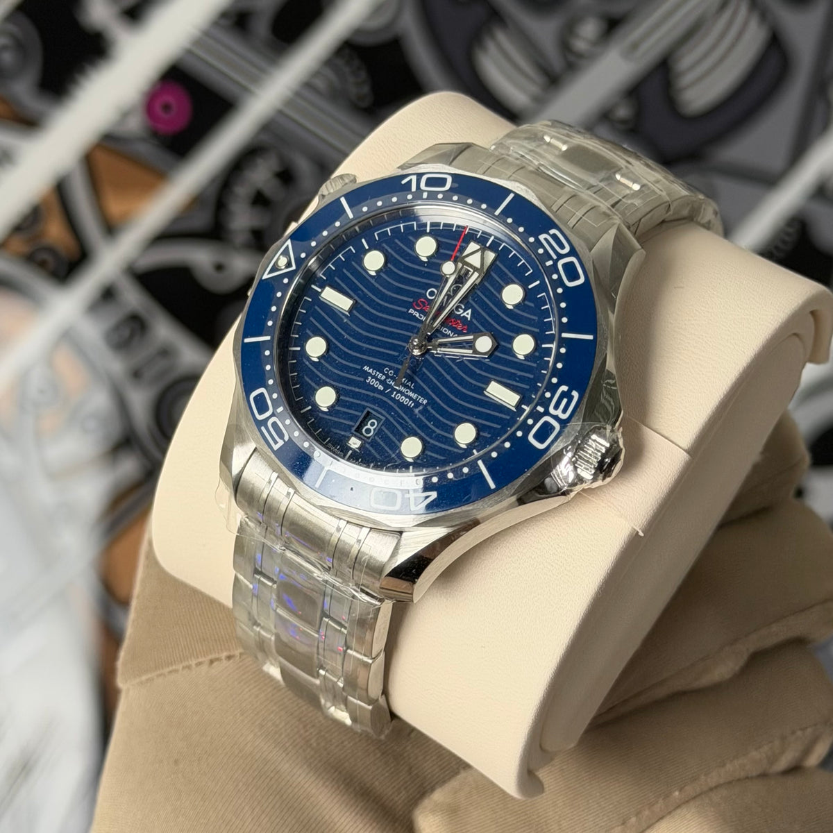 NEW Omega Seamaster Blue 
210.30.42.20.03.001