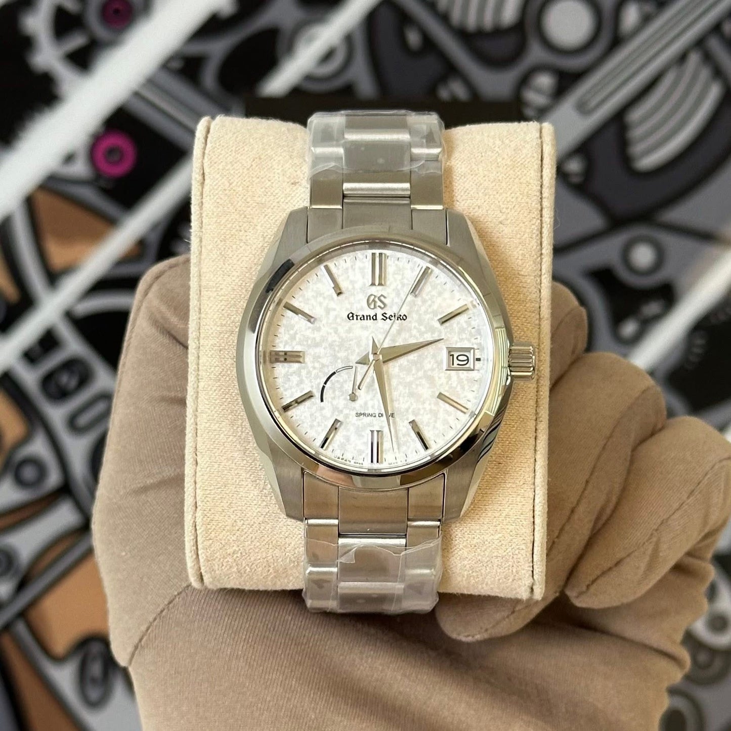 NEW Grand Seiko ‘Morning Forst’ SBGA465