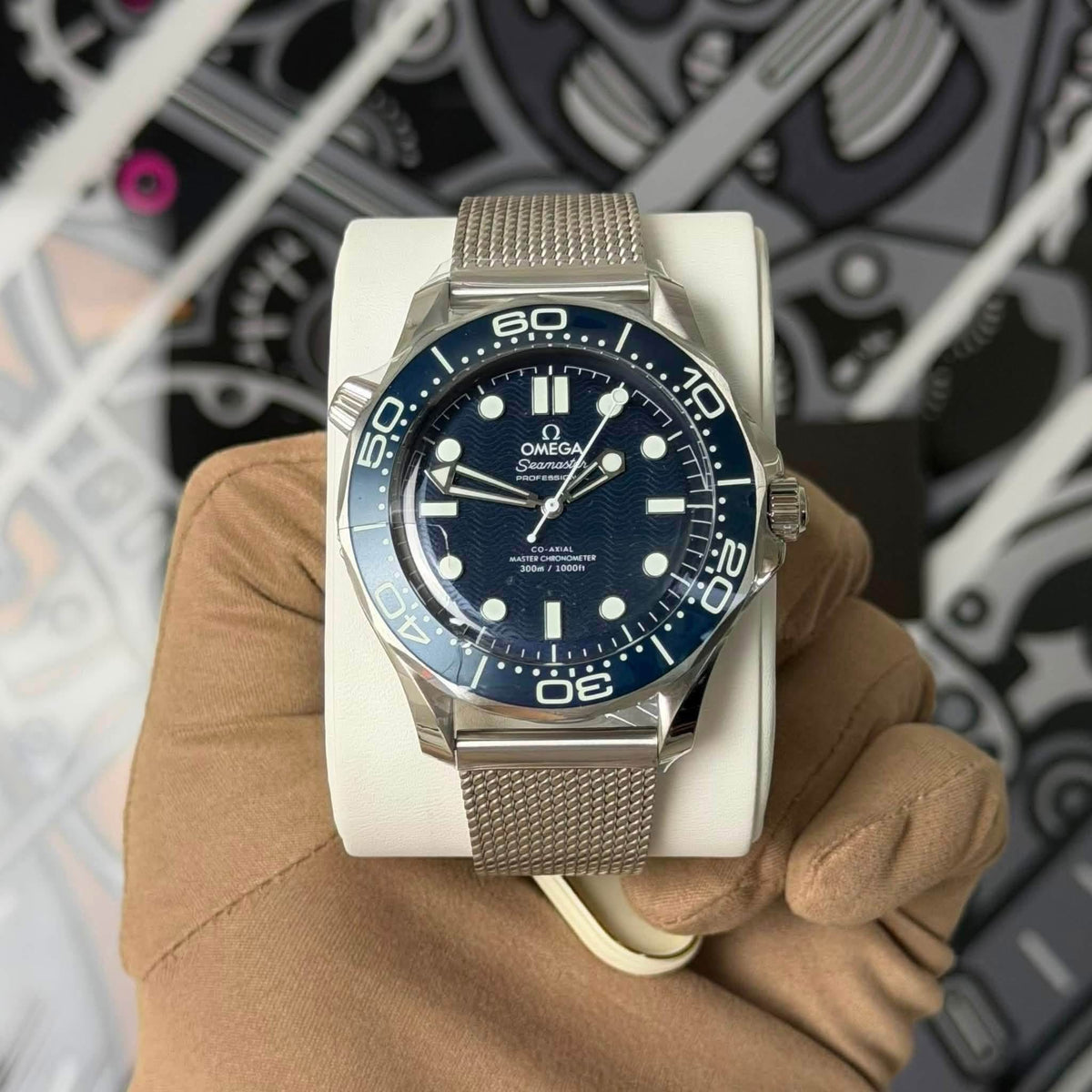 NEW Omega Seamaster 007 James Bond Anniversary Edition 210.30.42.20.03.002