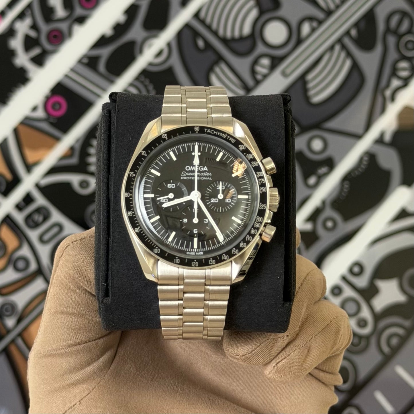 Omega Speedmaster Moonwatch Hesalite 310.30.42.50.01.001
