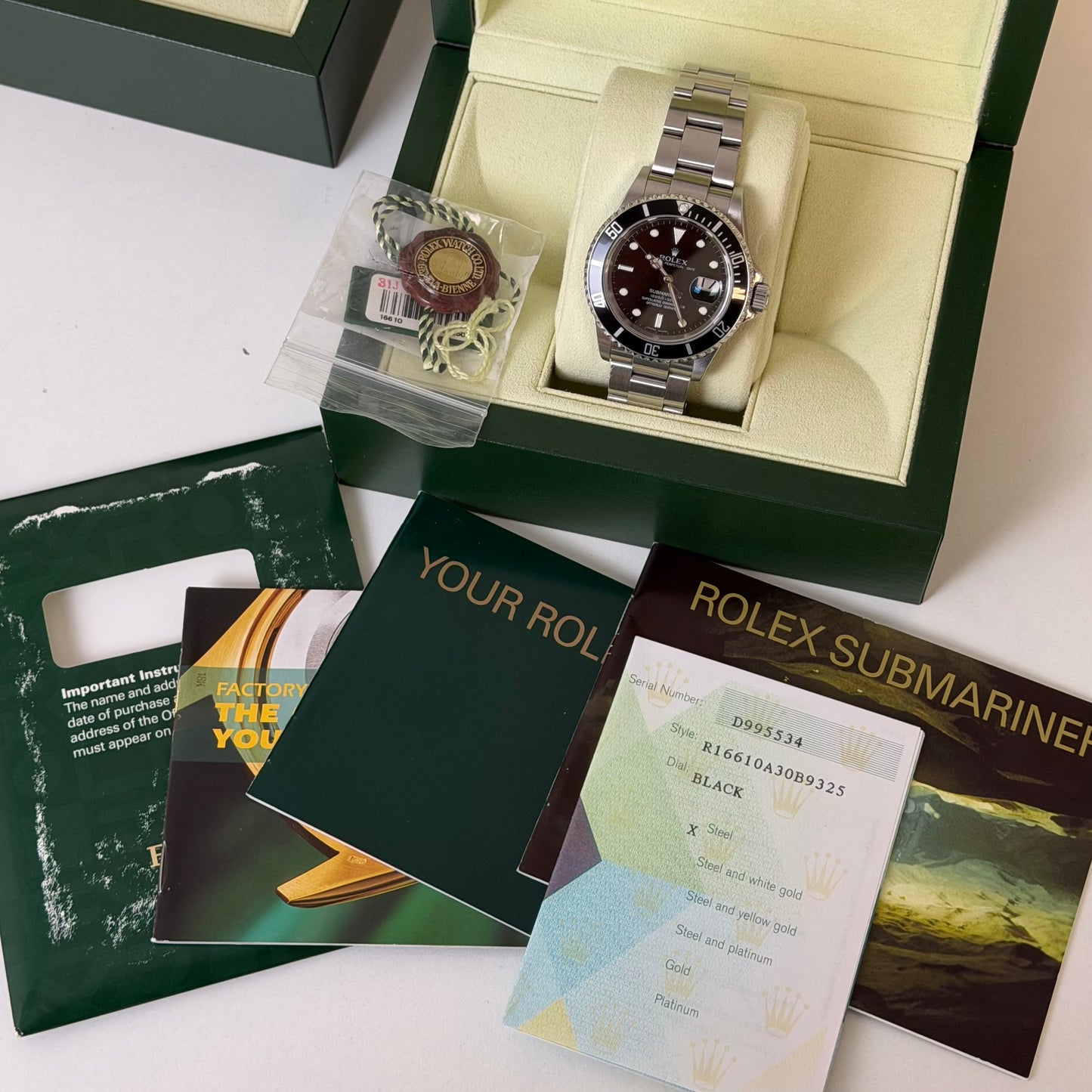 Rolex Submariner Date 16610
