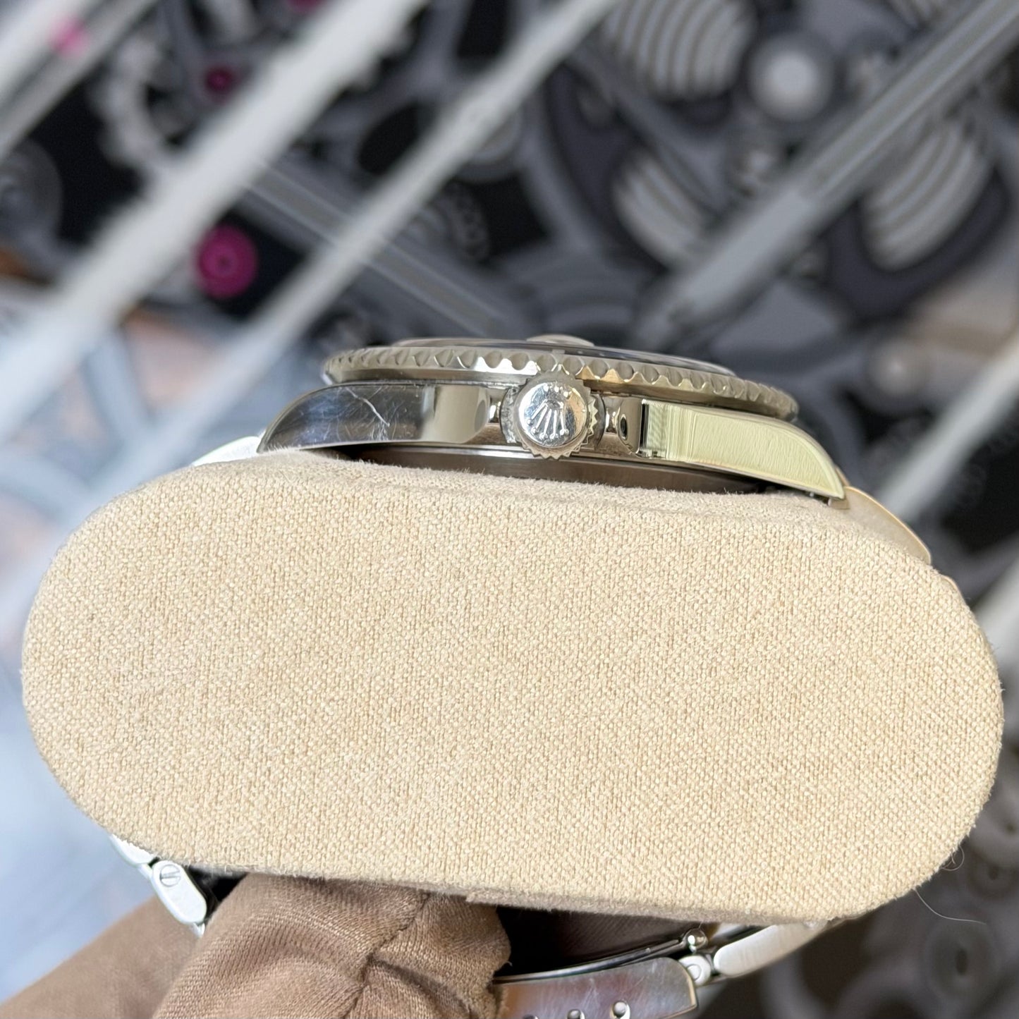 Rolex Submariner Date 16610