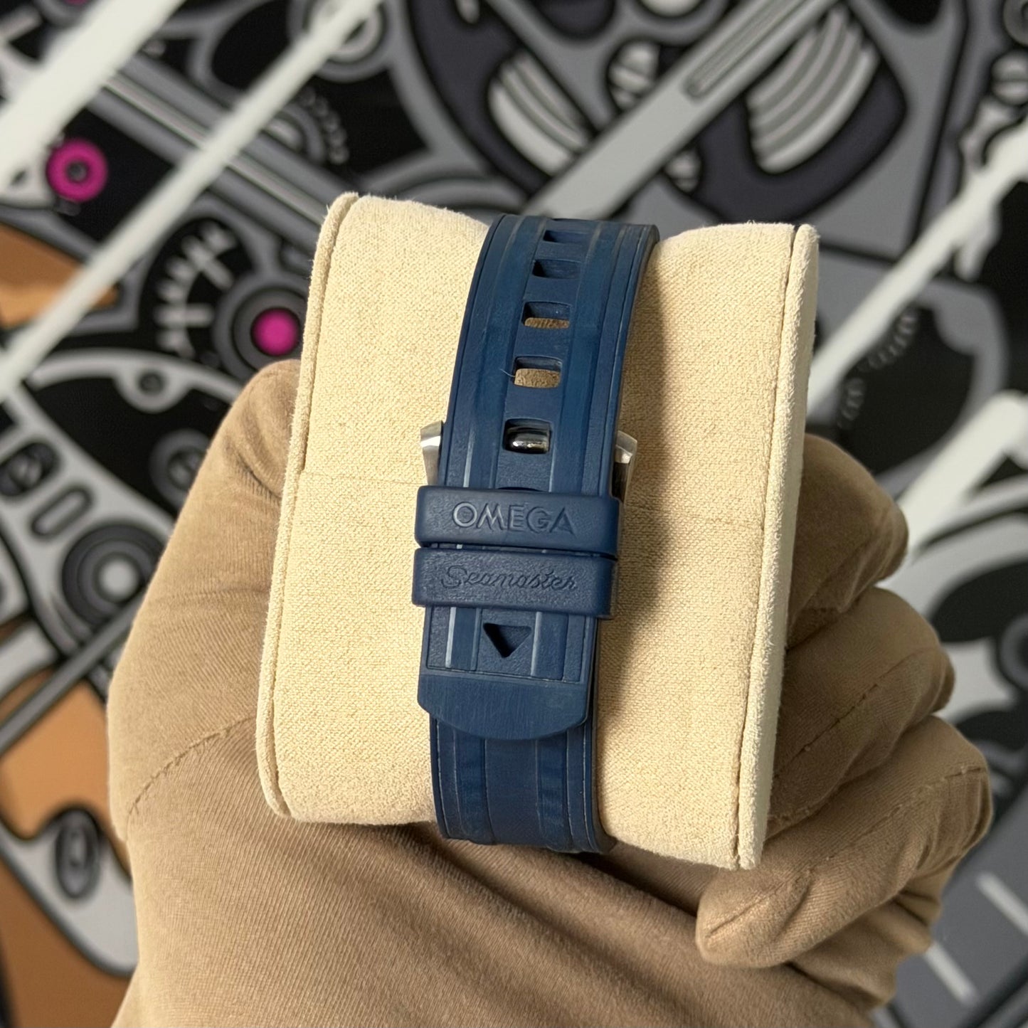 Omega Seamaster Blue Rubber Model 210.32.42.20.03.001