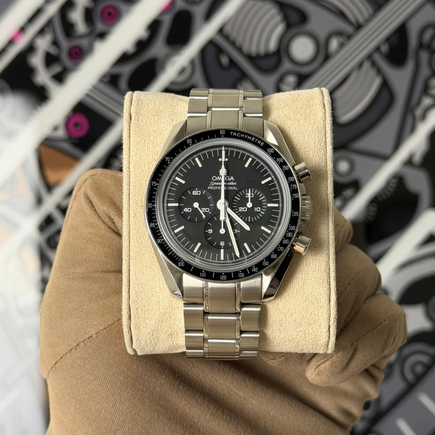 Omega Speedmaster Sapphire 311.30.42.30.01.006