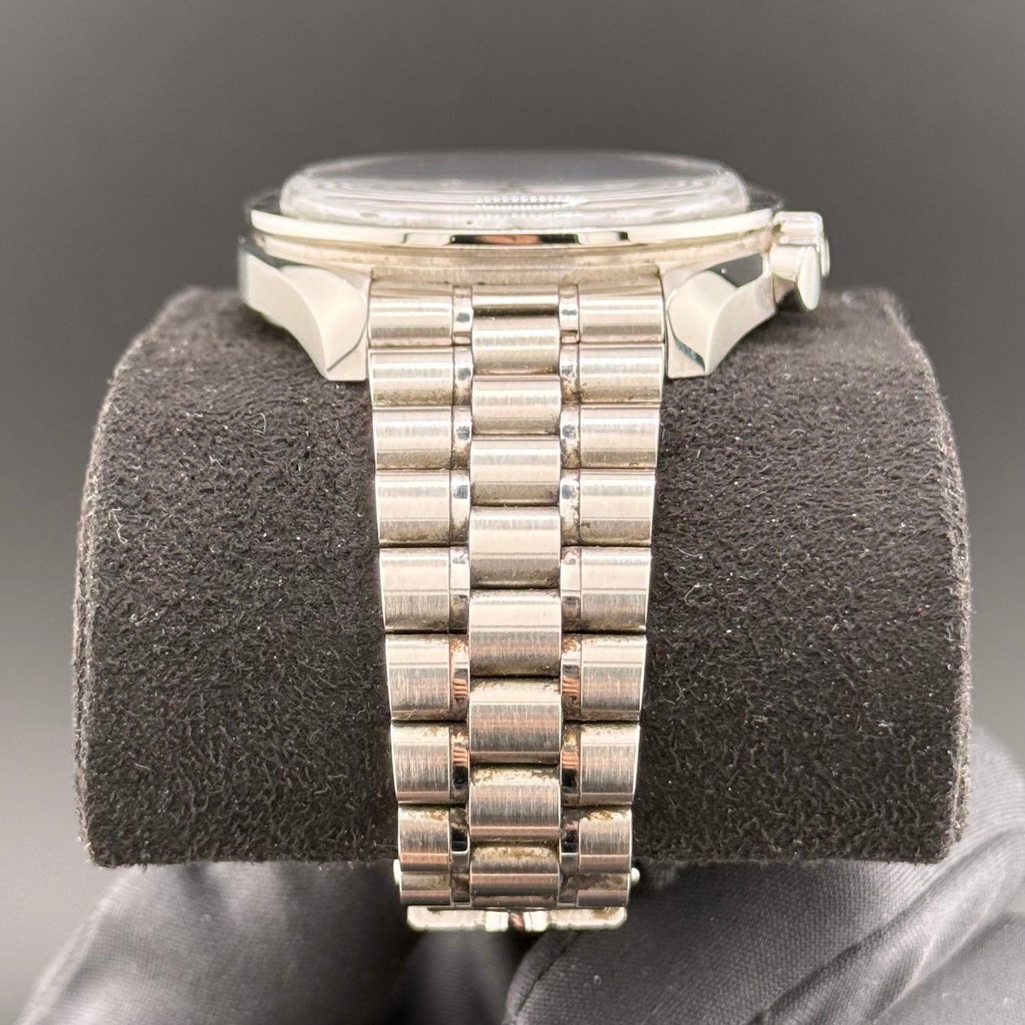 Omega Speedmaster Moonwatch White 310.30.42.50.04.001