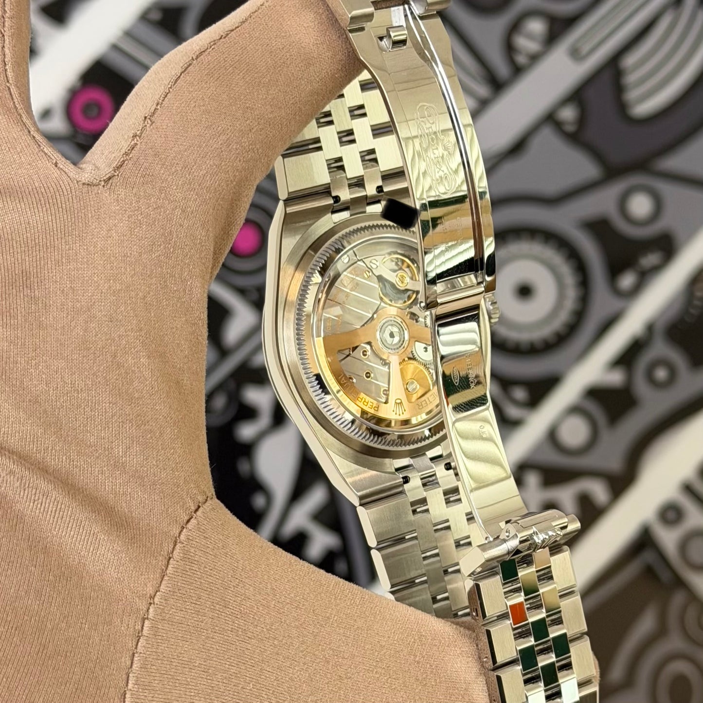 NEW Rolex Land Dweller 127334
