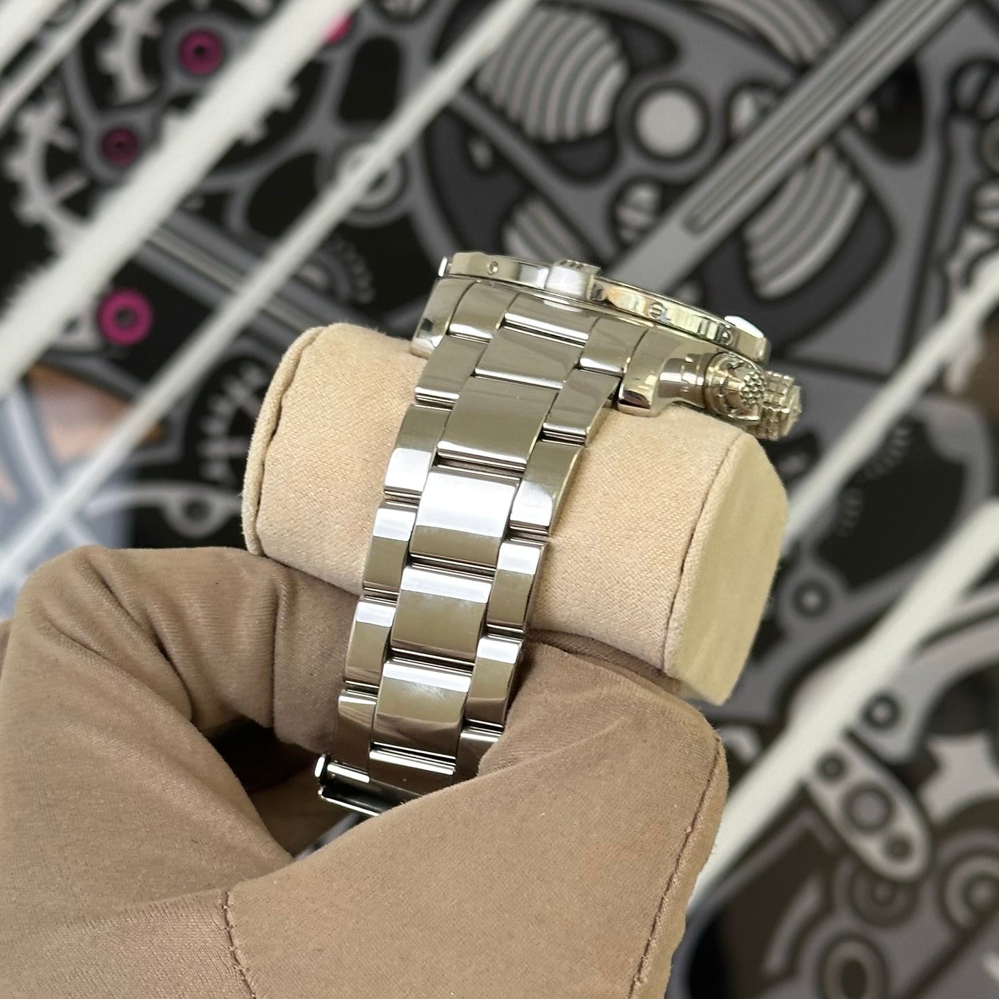 Breitling Avenger II White Dial A13381