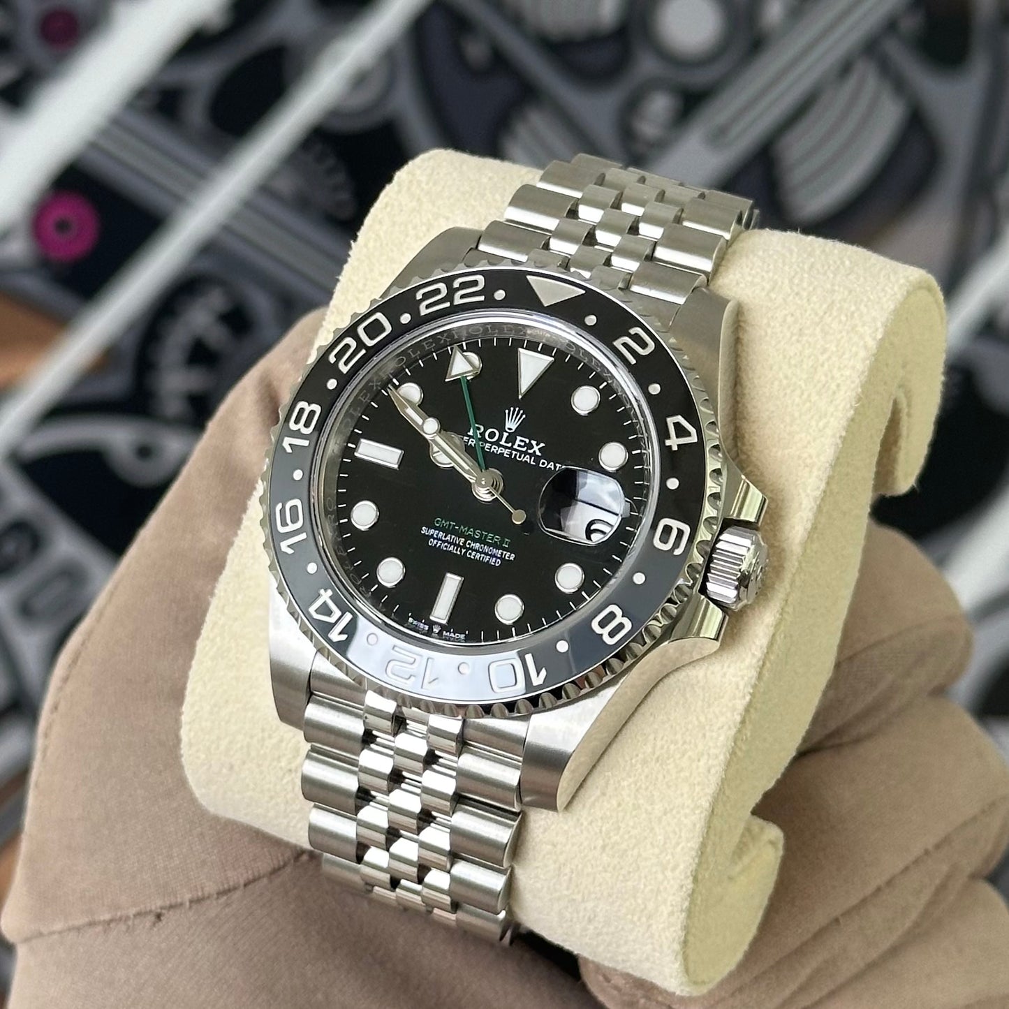 NEW Rolex GMT Bruce Wayne Jubilee 126710GRNR