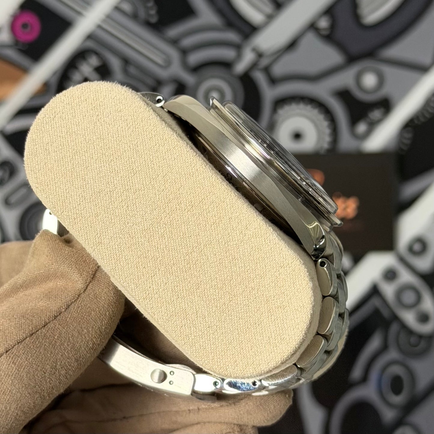 Omega Speedmaster Sapphire 311.30.42.30.01.006