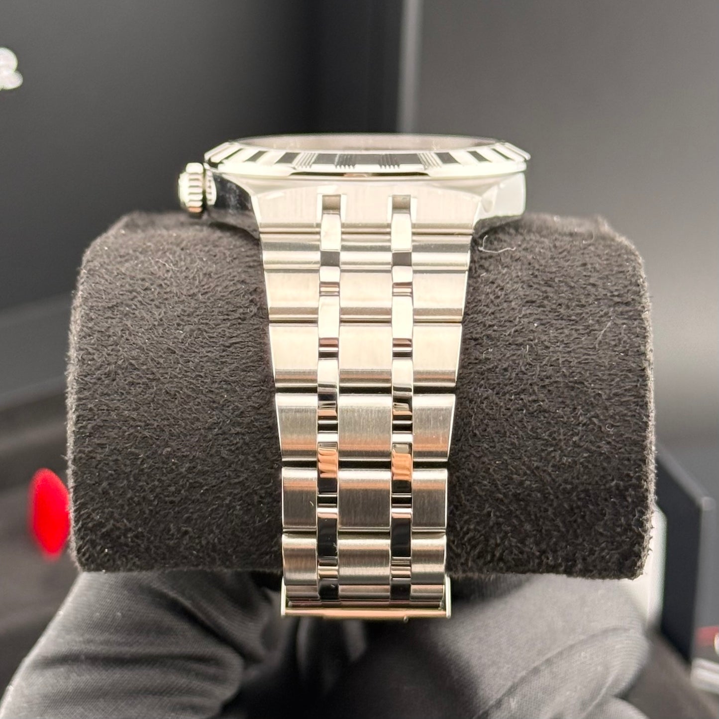 NEW Tudor Royal Salmon 2836C1A0
